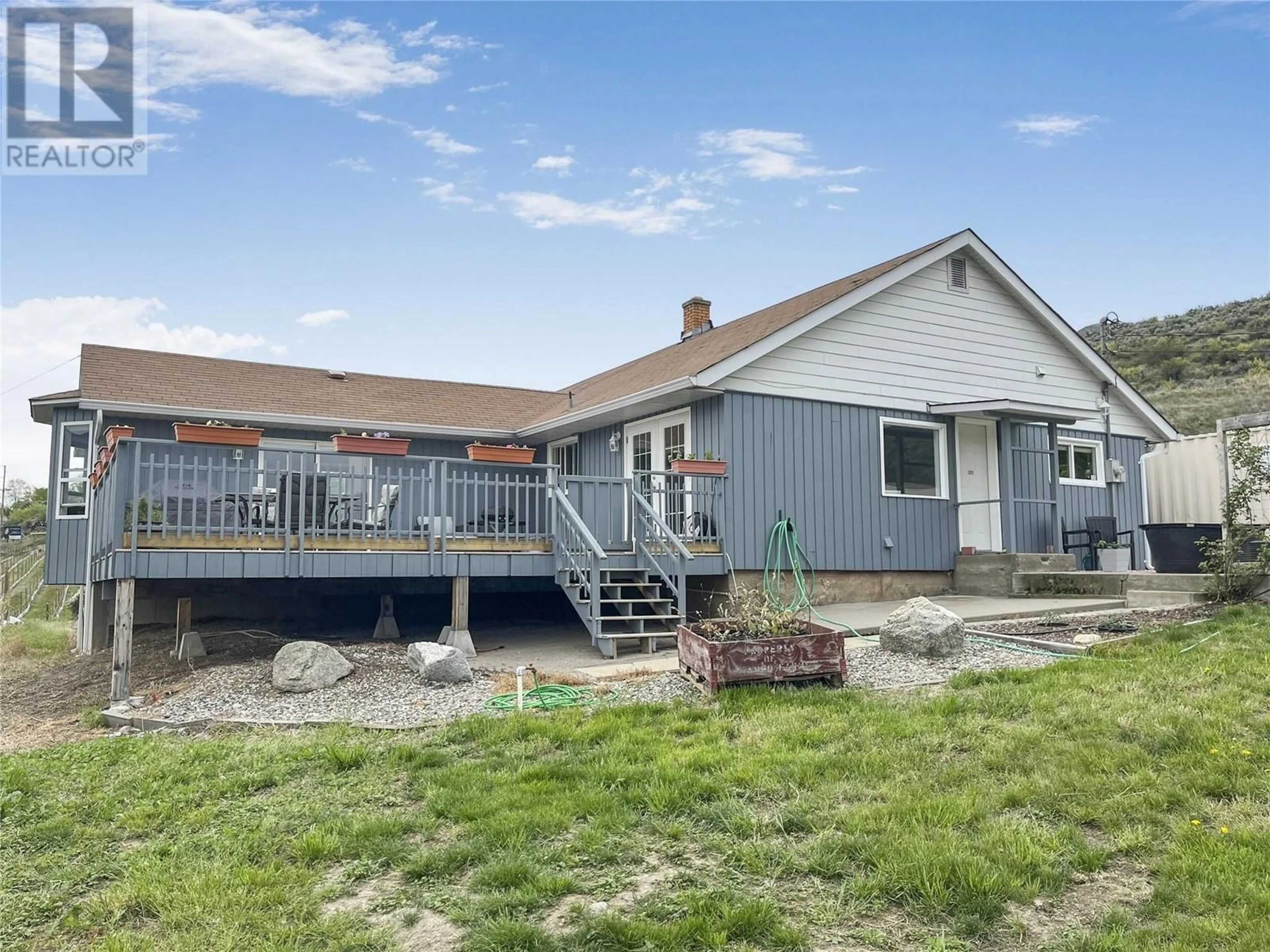 Home with vinyl exterior material, water/lake/river/ocean view for 18606 HIGHWAY 97 OTHER, Osoyoos British Columbia V0H1V2