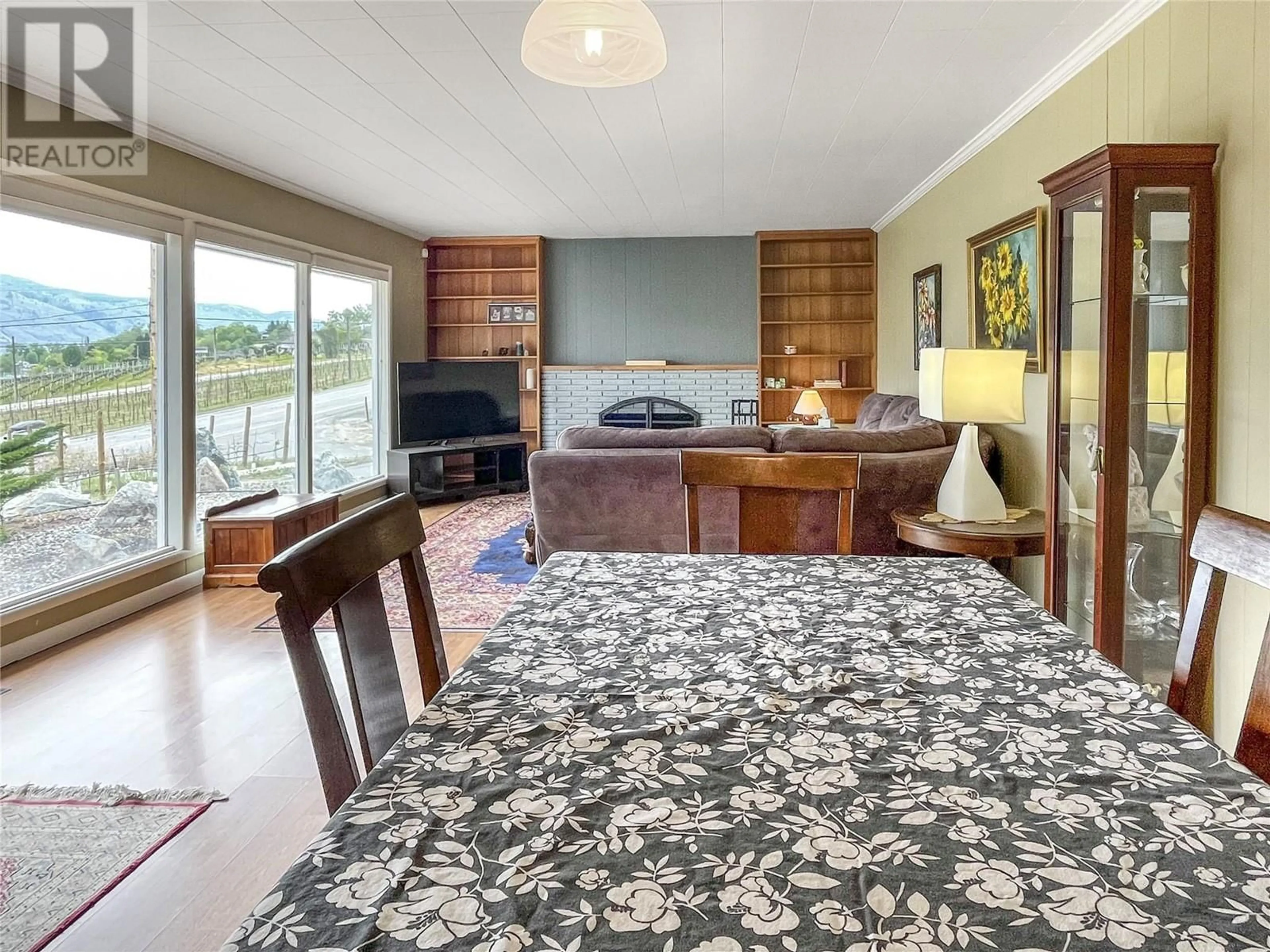 Dining room, wood/laminate floor for 18606 HIGHWAY 97 OTHER, Osoyoos British Columbia V0H1V2