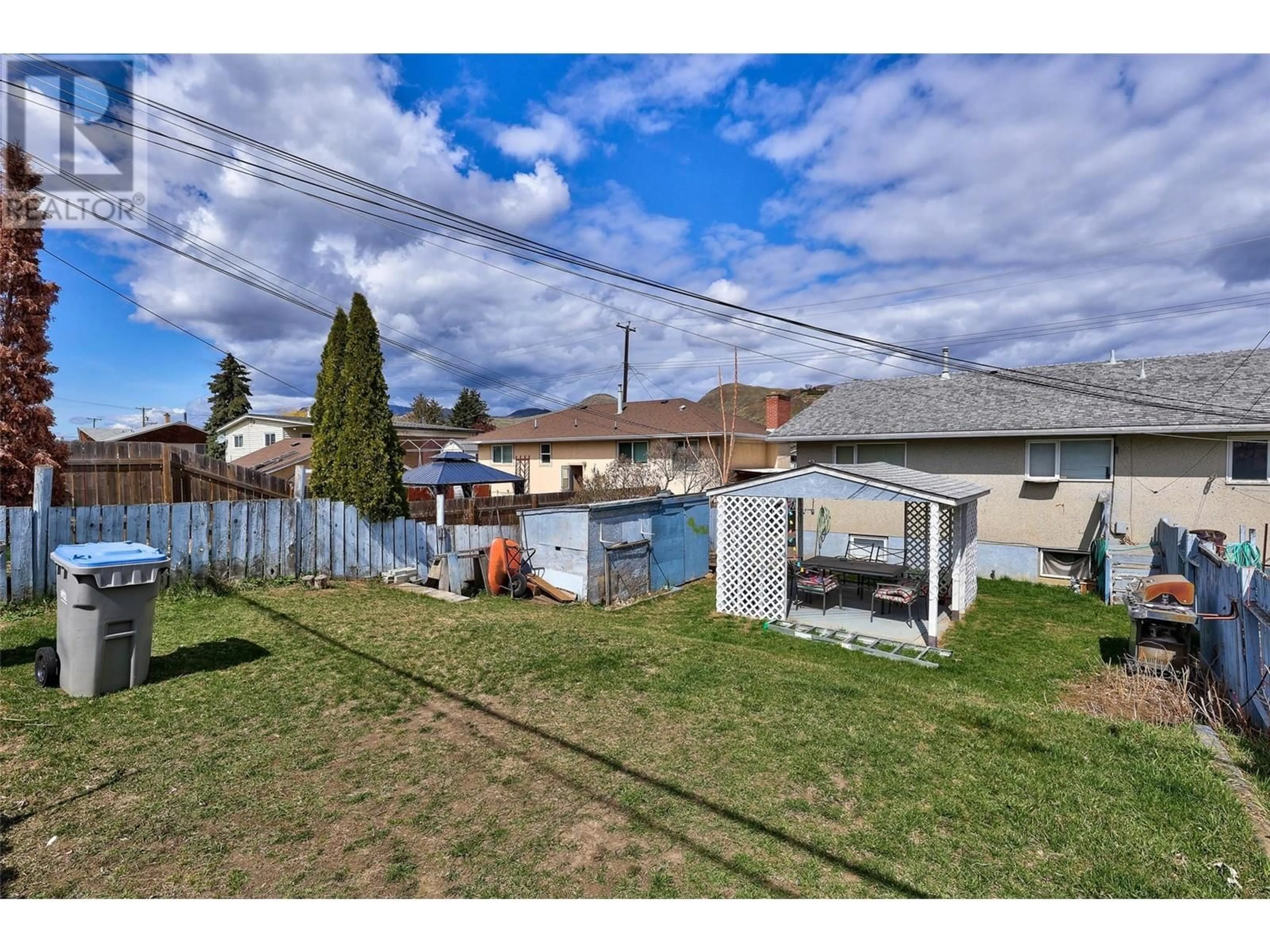 A pic from outside/outdoor area/front of a property/back of a property/a pic from drone, street for 1057/1059 LETHBRIDGE AVENUE, Kamloops British Columbia V2B1Y1