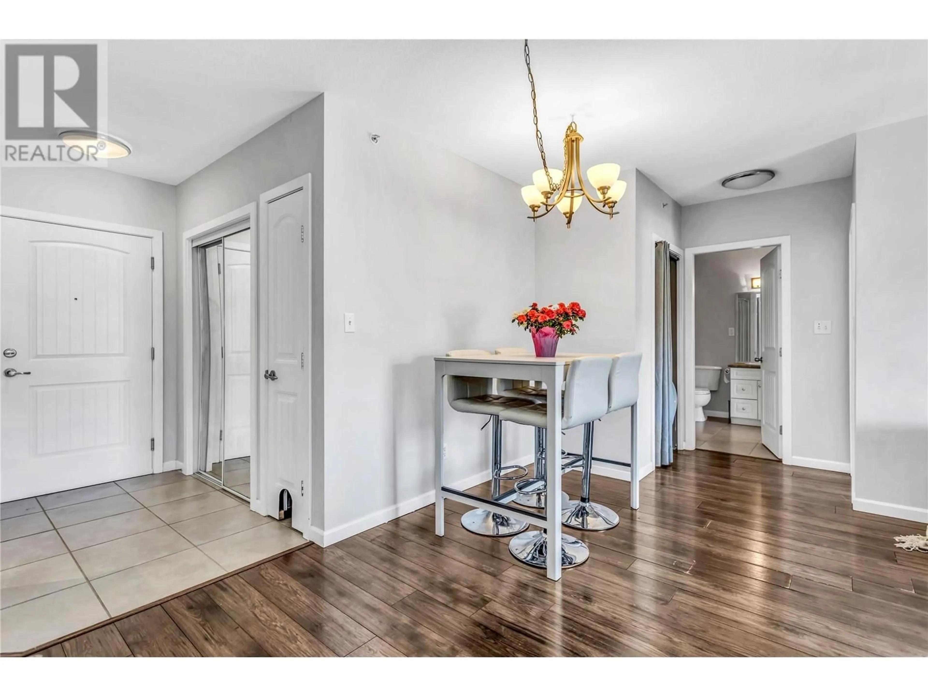 Indoor entryway for 406 - 140 ASHER ROAD, Kelowna British Columbia V1X3H6