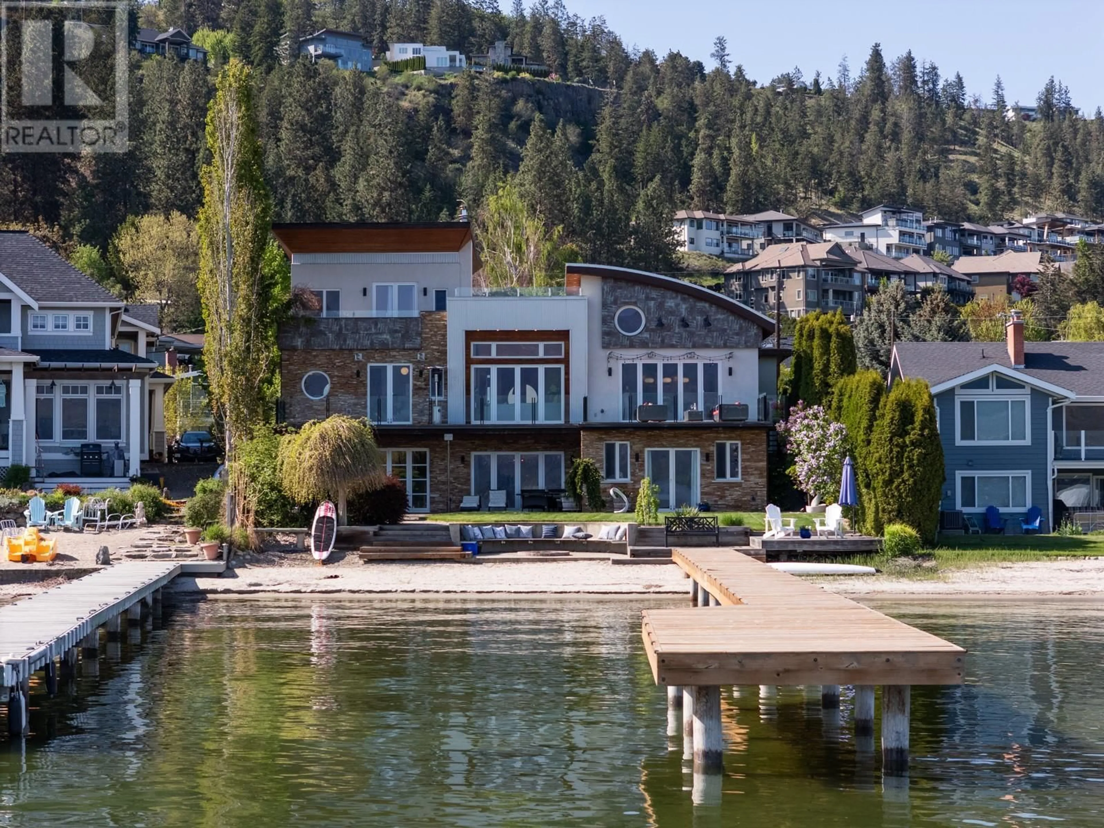 A pic from outside/outdoor area/front of a property/back of a property/a pic from drone, water/lake/river/ocean view for 2737 CASA LOMA ROAD, West Kelowna British Columbia V1Z1T6