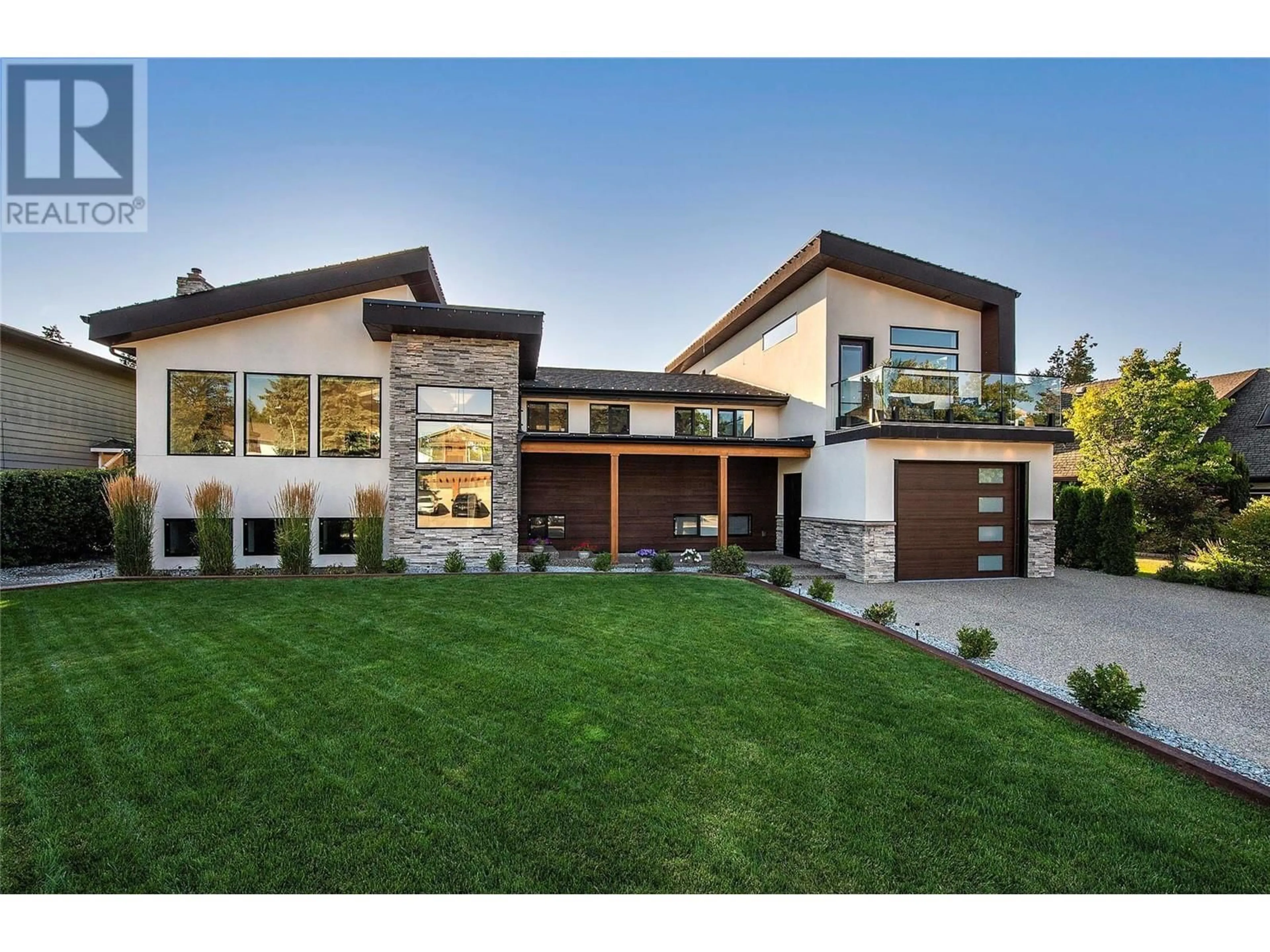 Home with brick exterior material, unknown for 4354 KENSINGTON DRIVE, Kelowna British Columbia V1W2L8