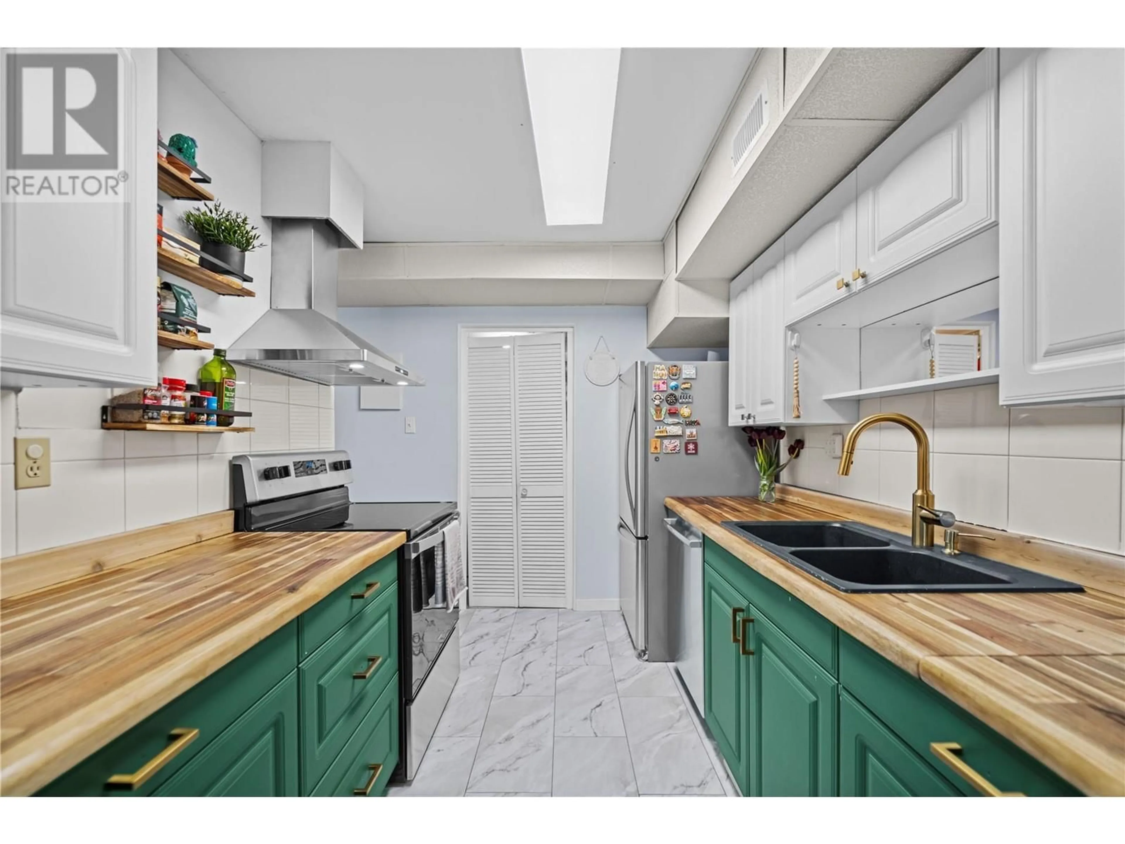 Unknown for 72 - 137 MCGILL ROAD, Kamloops British Columbia V2C1L9