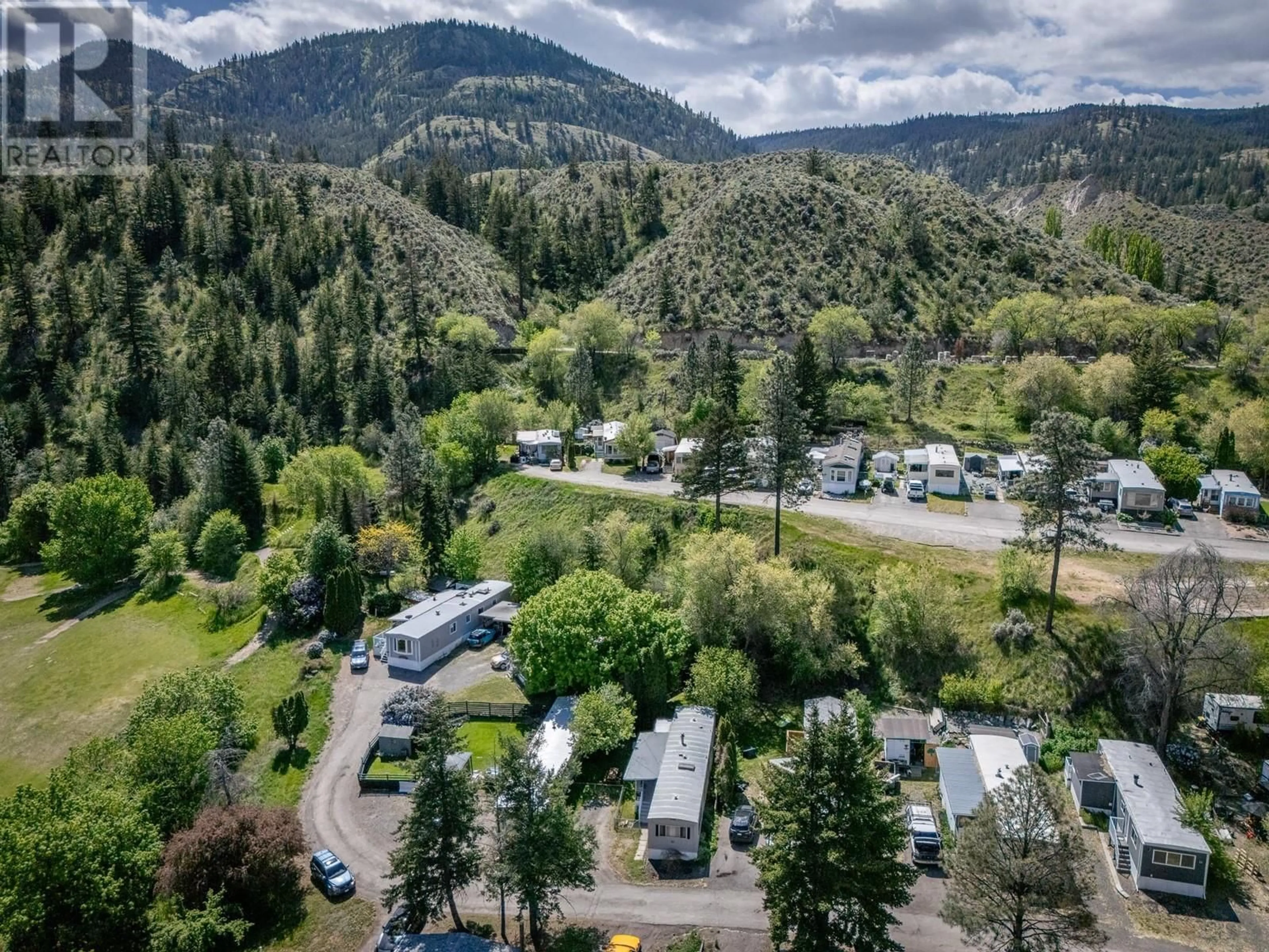 A pic from outside/outdoor area/front of a property/back of a property/a pic from drone, mountain view for 11 - 4395 TRANS CANADA HIGHWAY EAST, Kamloops British Columbia V2C4S4