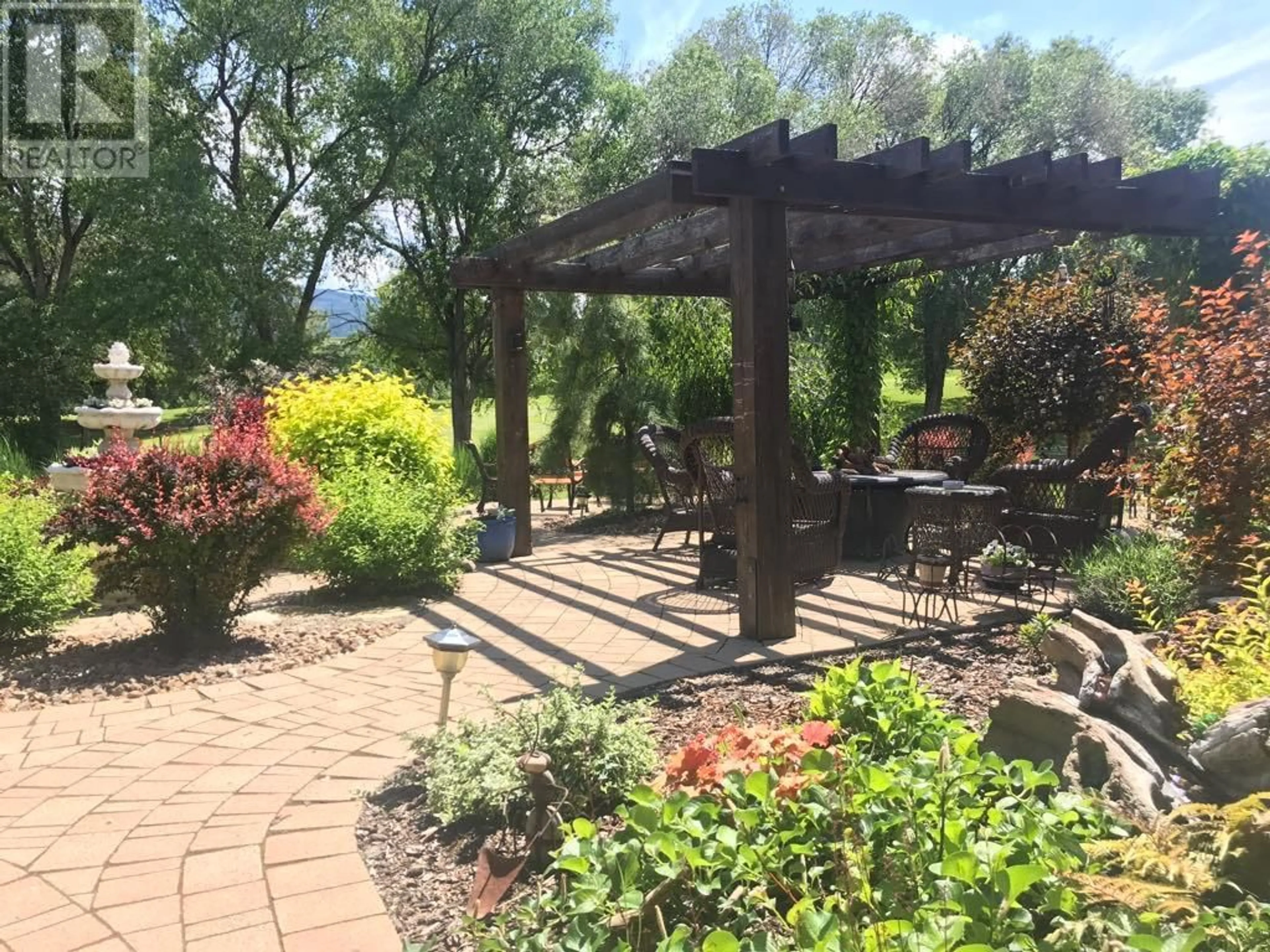Patio, mountain view for 4147 4TH STREET, Vernon British Columbia V1H1Z1