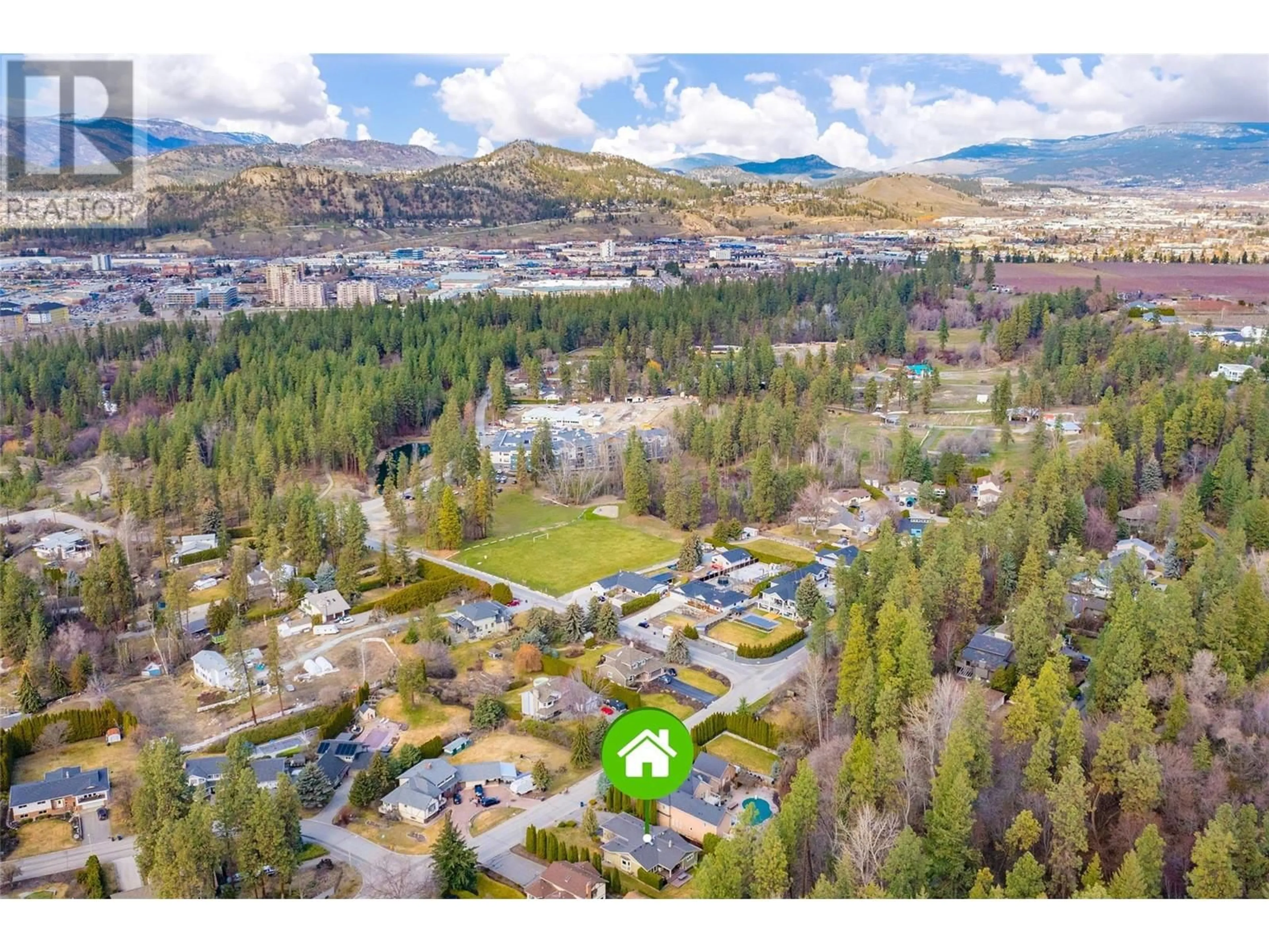 A pic from outside/outdoor area/front of a property/back of a property/a pic from drone, mountain view for 2643 O'REILLY ROAD, Kelowna British Columbia V1W2X9