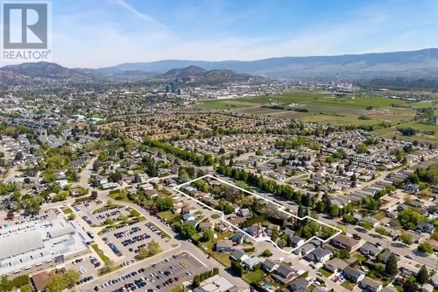 2845 BOUVETTE STREET, Kelowna 4