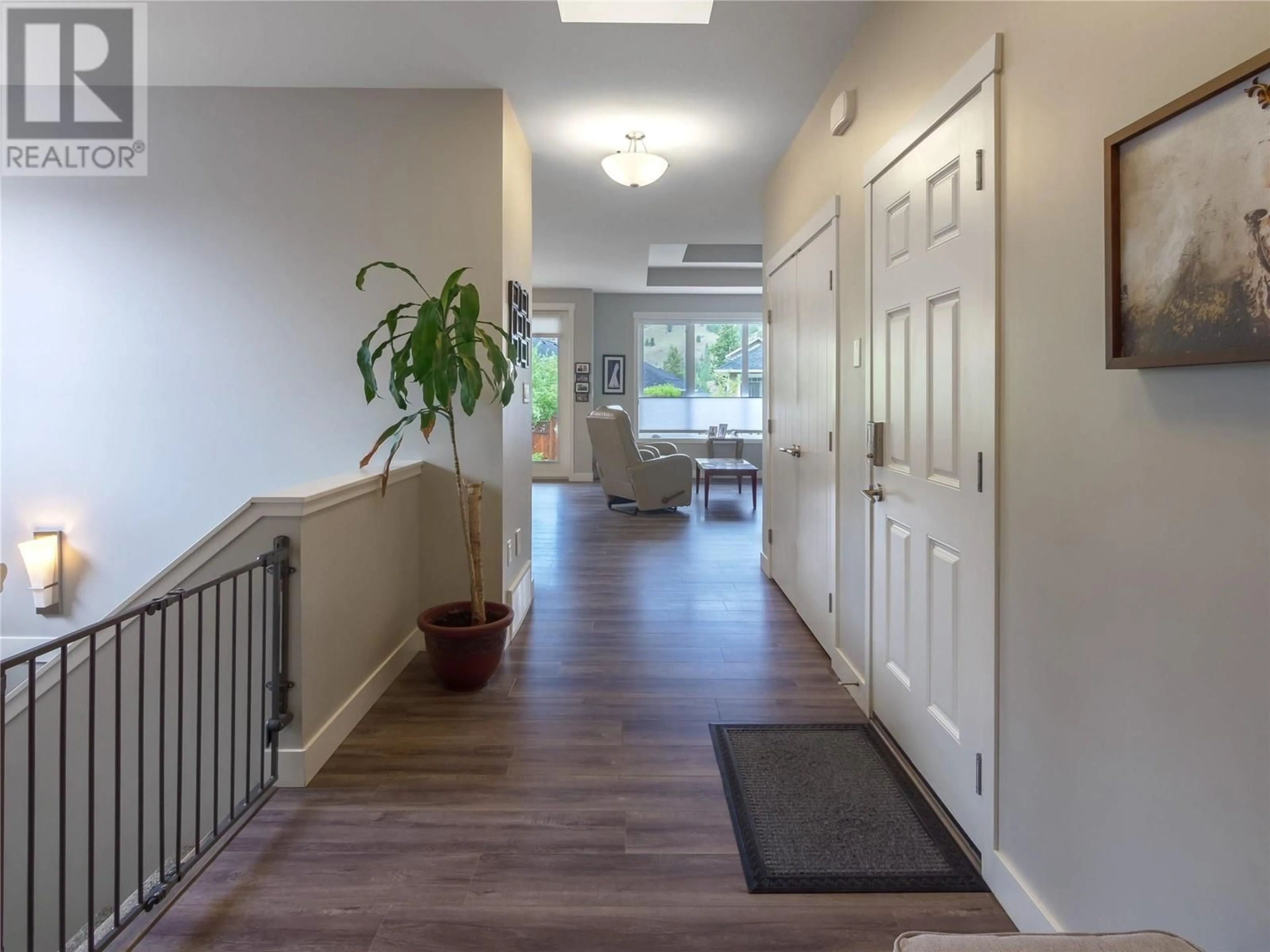 Indoor foyer for 120 SENDERO CRESCENT, Penticton British Columbia V2A0C4