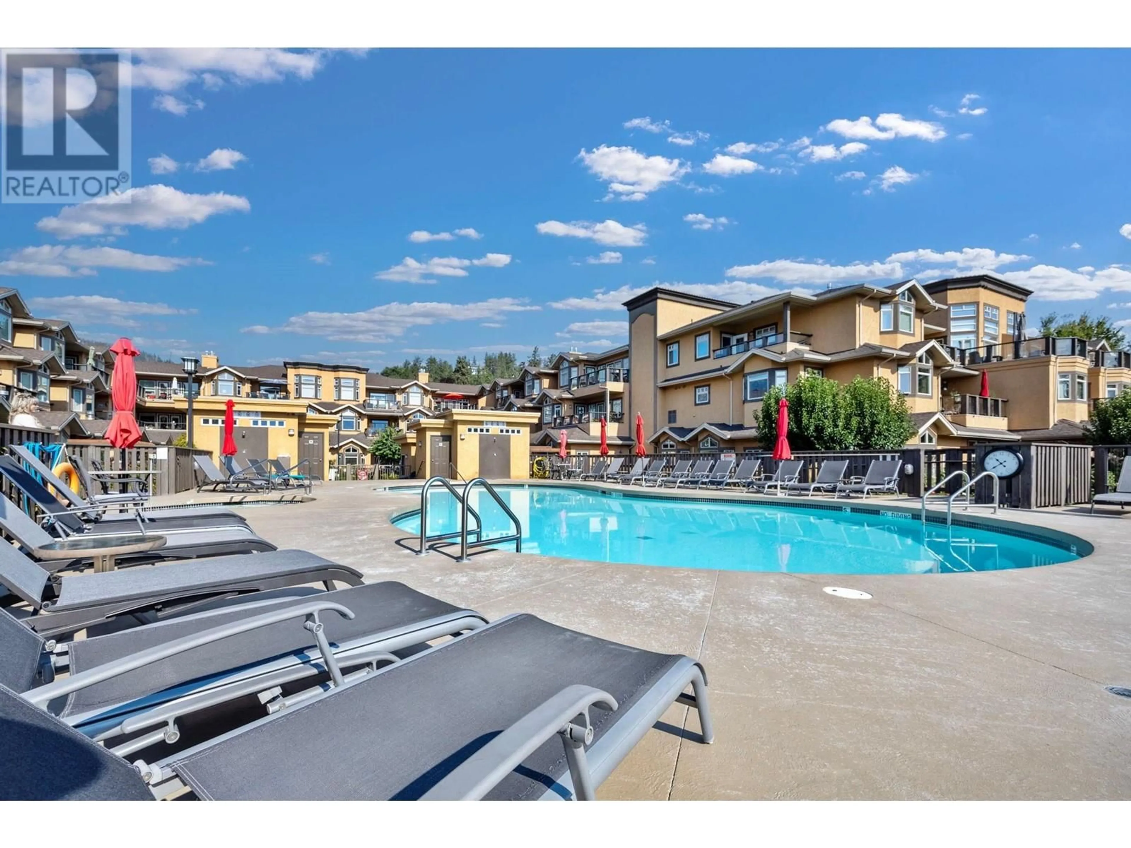 Pool for 122 - 3996 BEACH AVENUE, Peachland British Columbia V0H1X5