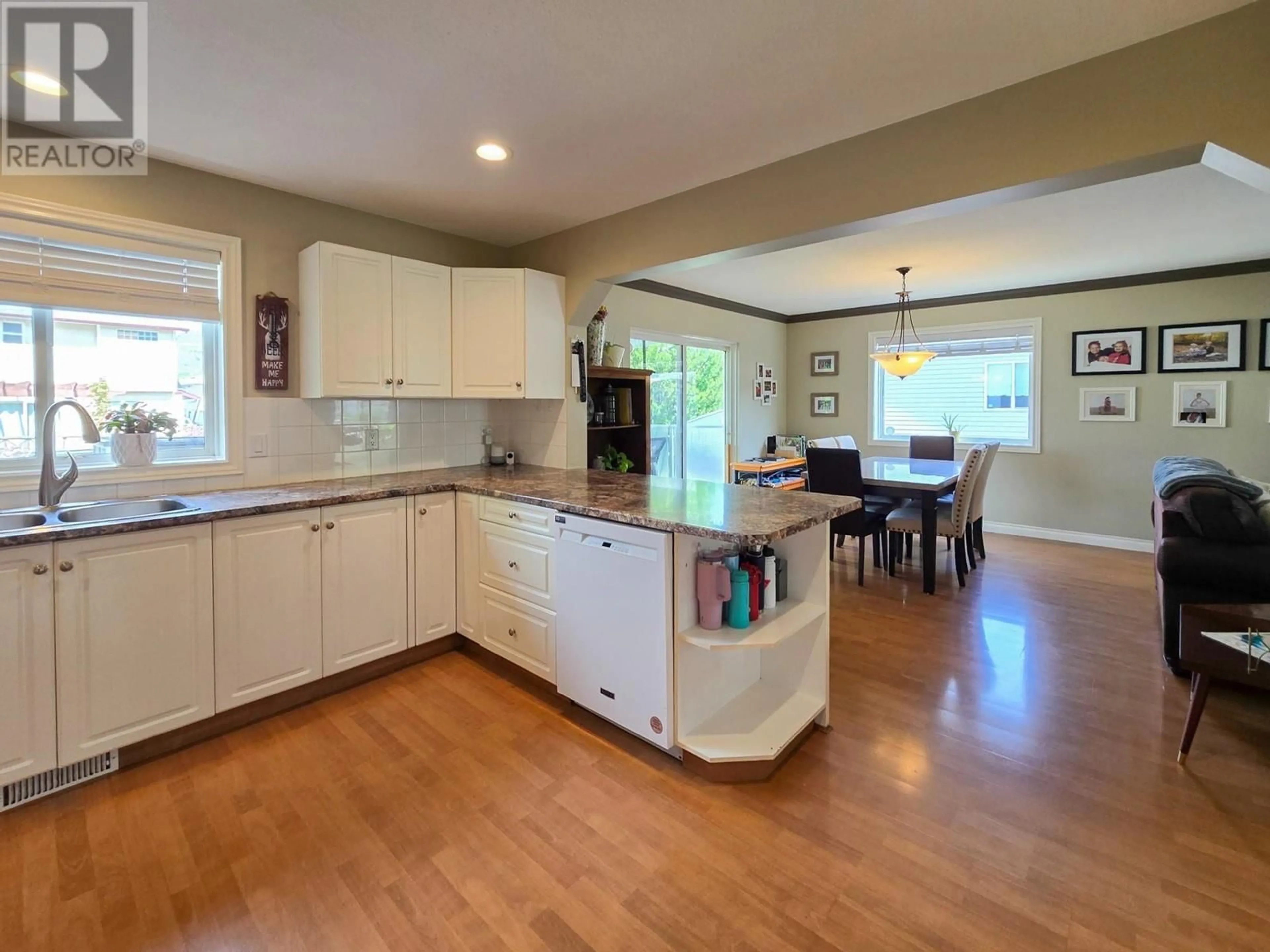 Open concept kitchen, unknown for 5809 CANARY DRIVE, Vernon British Columbia V1H1R3