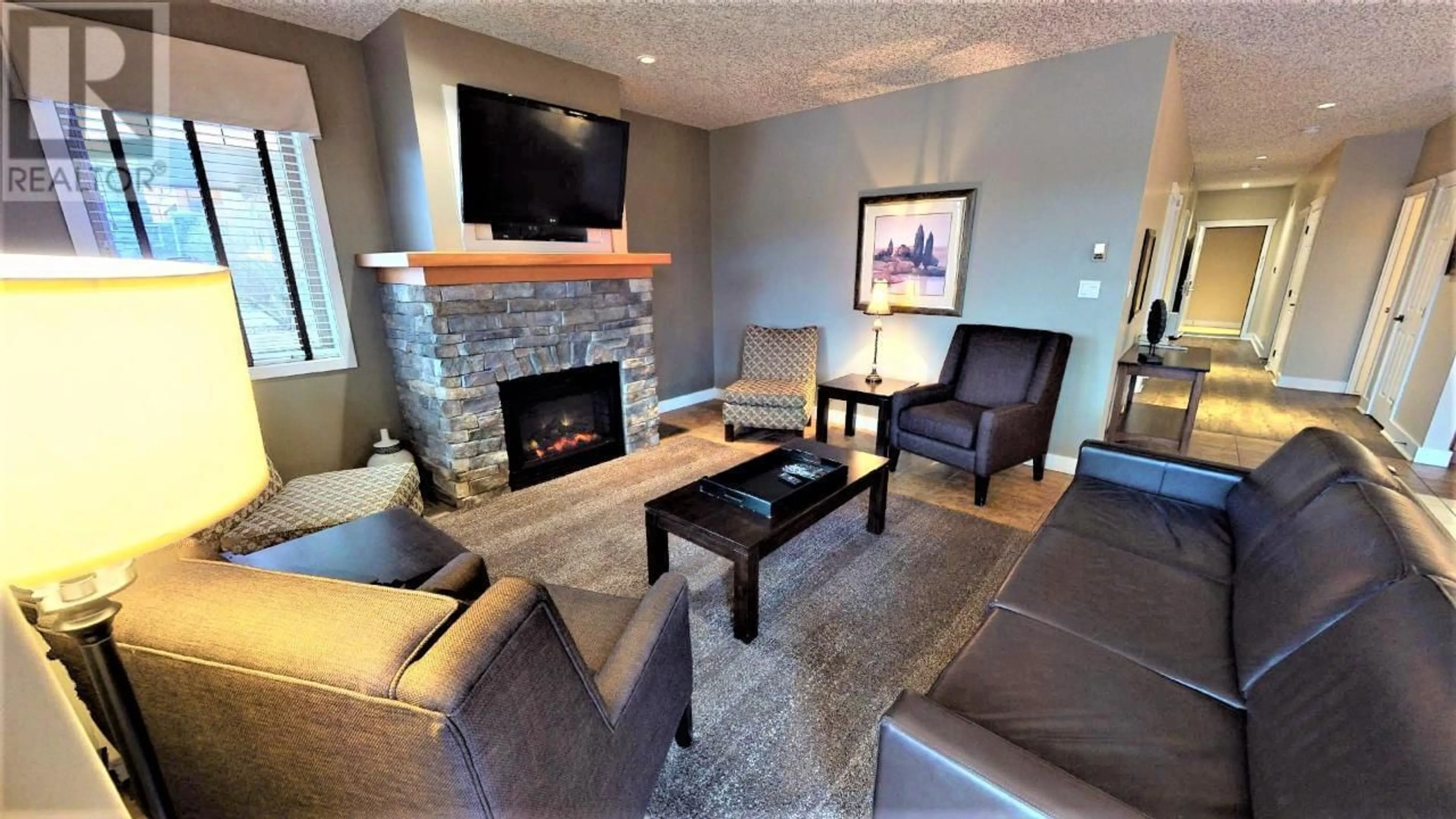 Lobby for 416 G & I - 400 BIGHORN BOULEVARD, Radium Hot Springs British Columbia V0A1M0