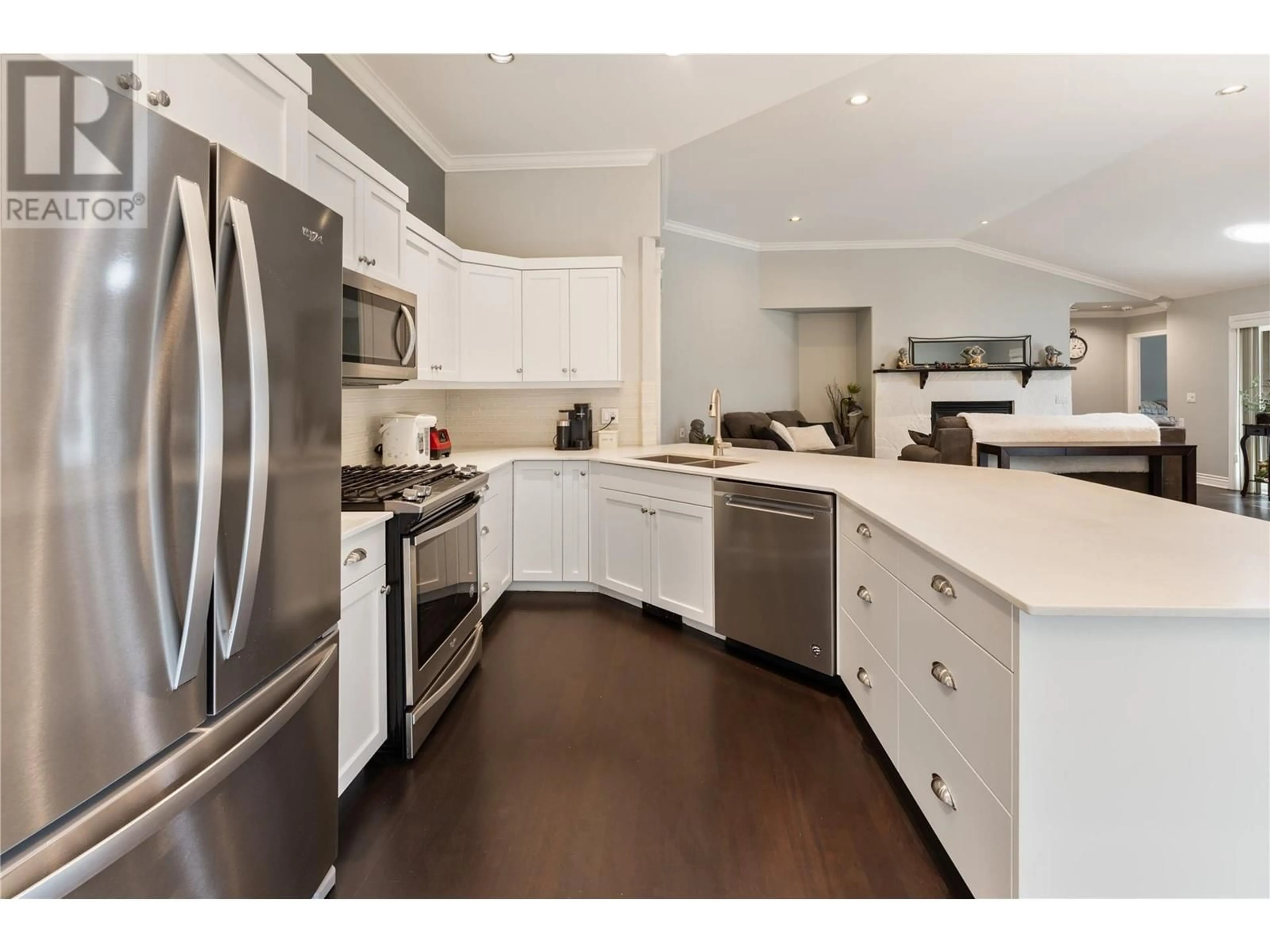 Open concept kitchen, unknown for 2993 QUAIL CRESCENT, Kelowna British Columbia V1V1Z8