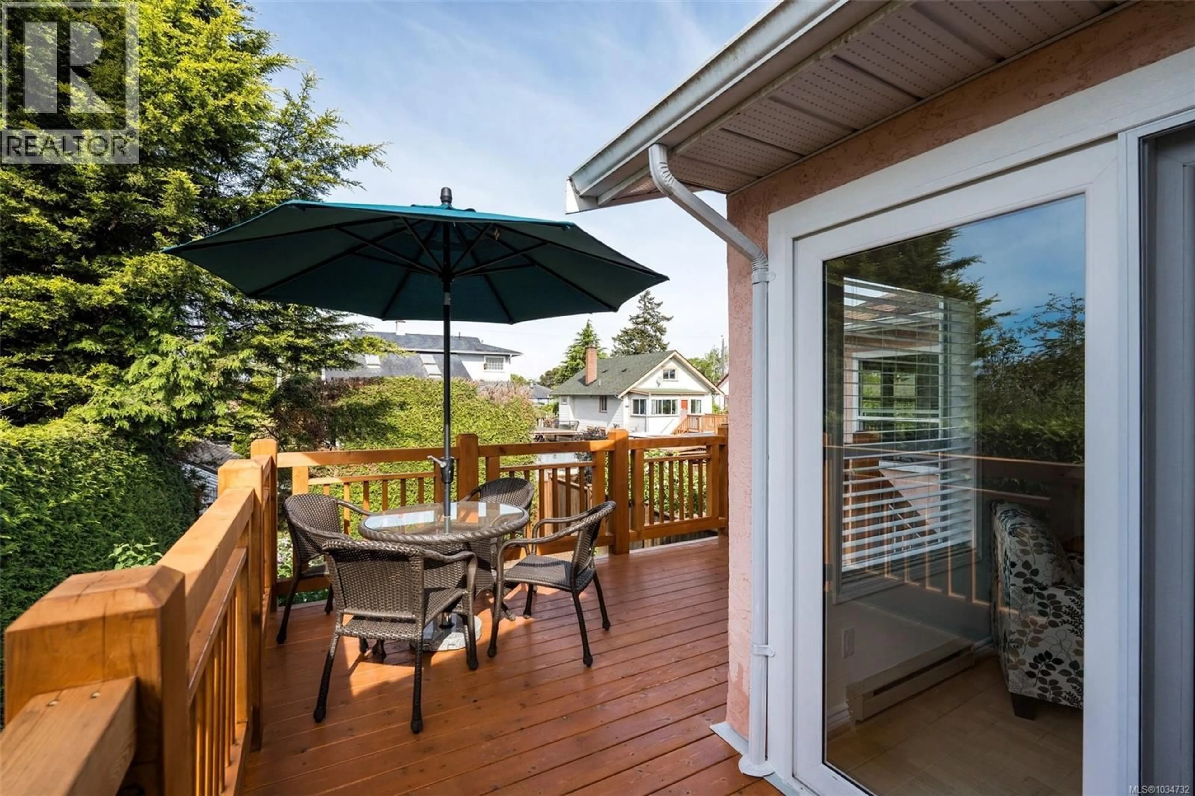 Patio, water/lake/river/ocean view for 468 ADMIRALS ROAD, Esquimalt British Columbia V9A2N1