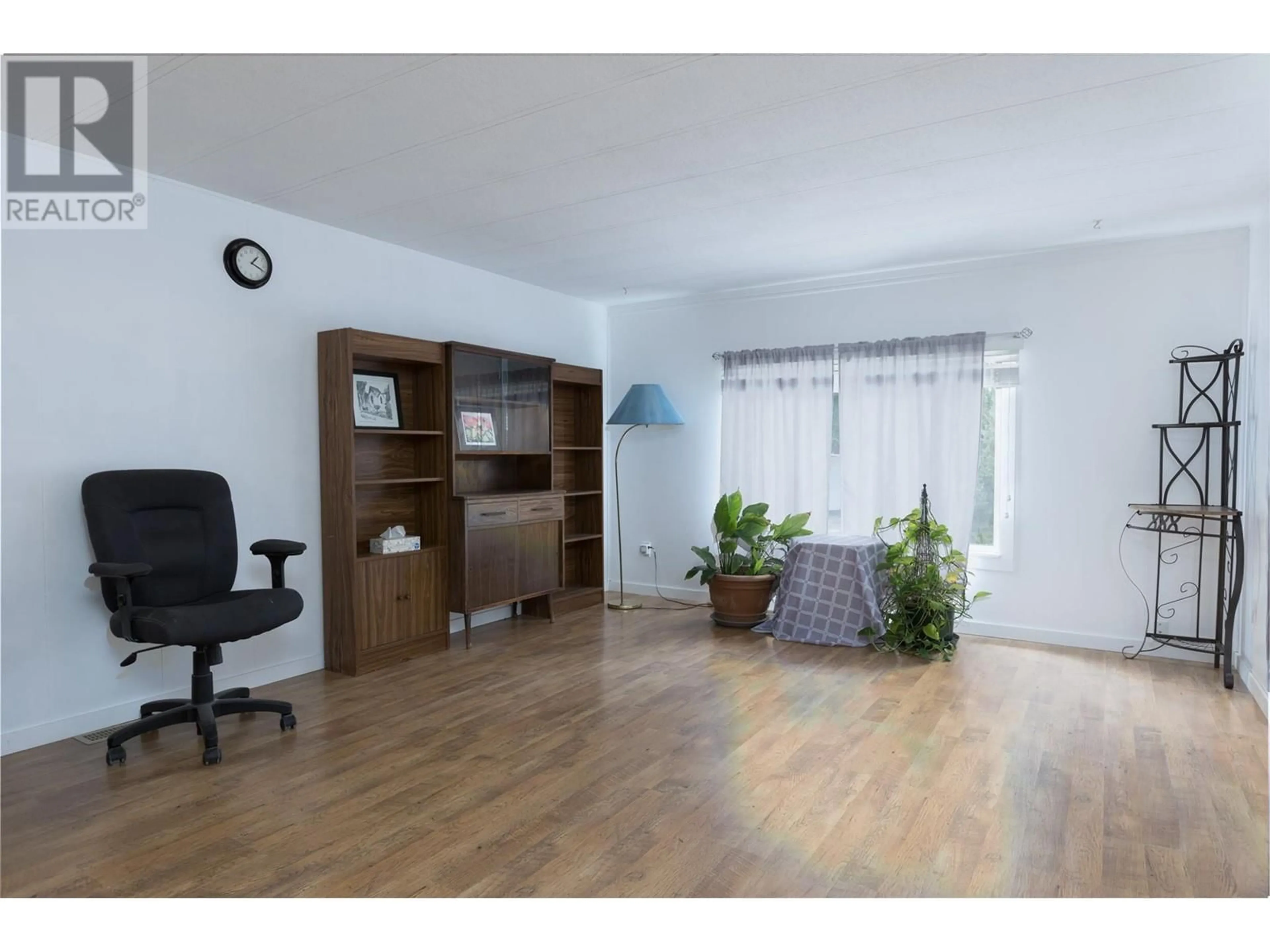 A pic of a room for 65 - 2065 BOUCHERIE ROAD, West Kelowna British Columbia V4T2A8