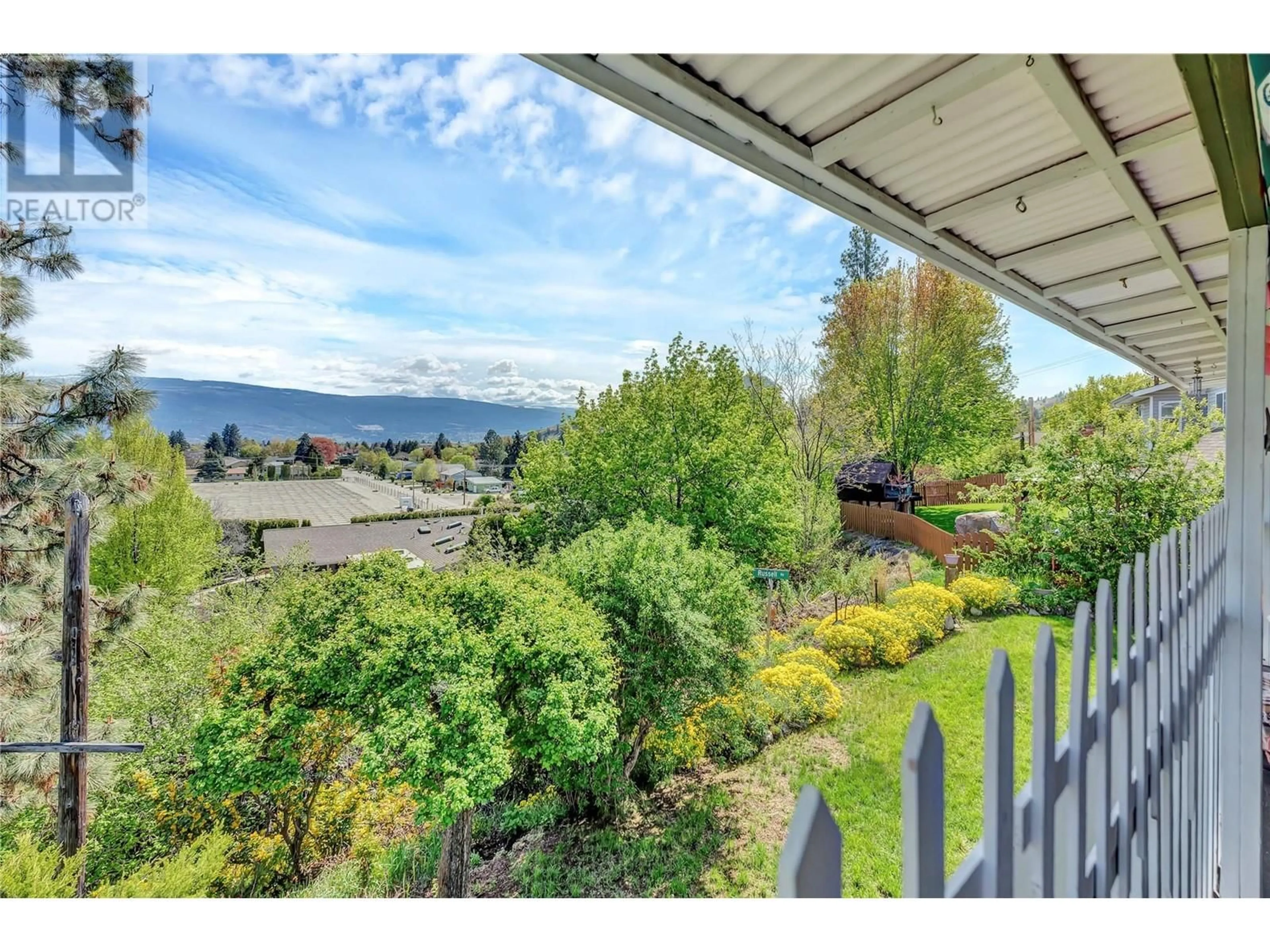 A pic from outside/outdoor area/front of a property/back of a property/a pic from drone, water/lake/river/ocean view for 14205 CARTWRIGHT AVENUE, Summerland British Columbia V0H1Z8
