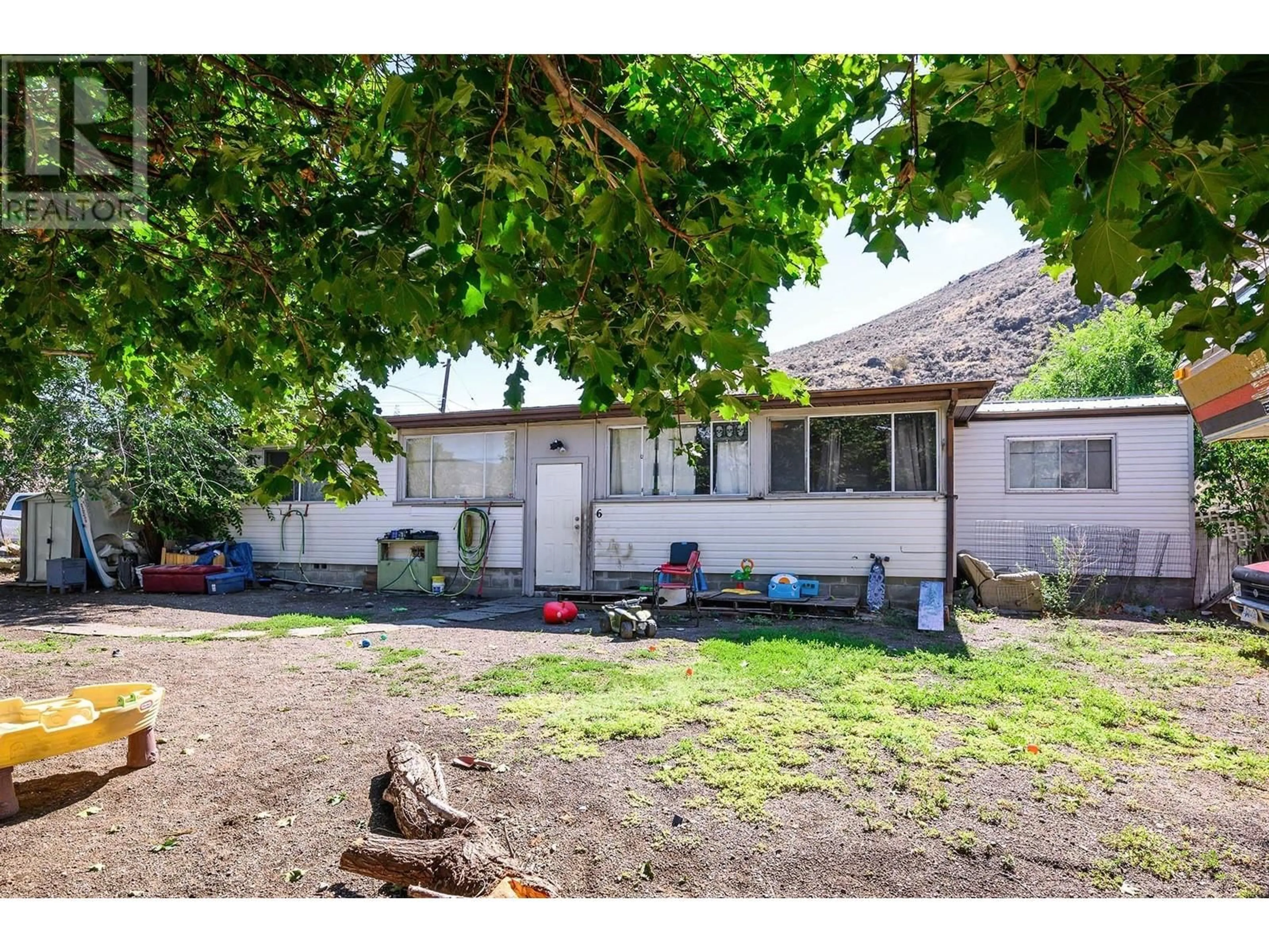 A pic from outside/outdoor area/front of a property/back of a property/a pic from drone, street for 6896 WATSON  E DRIVE, Kamloops British Columbia V0K2P0