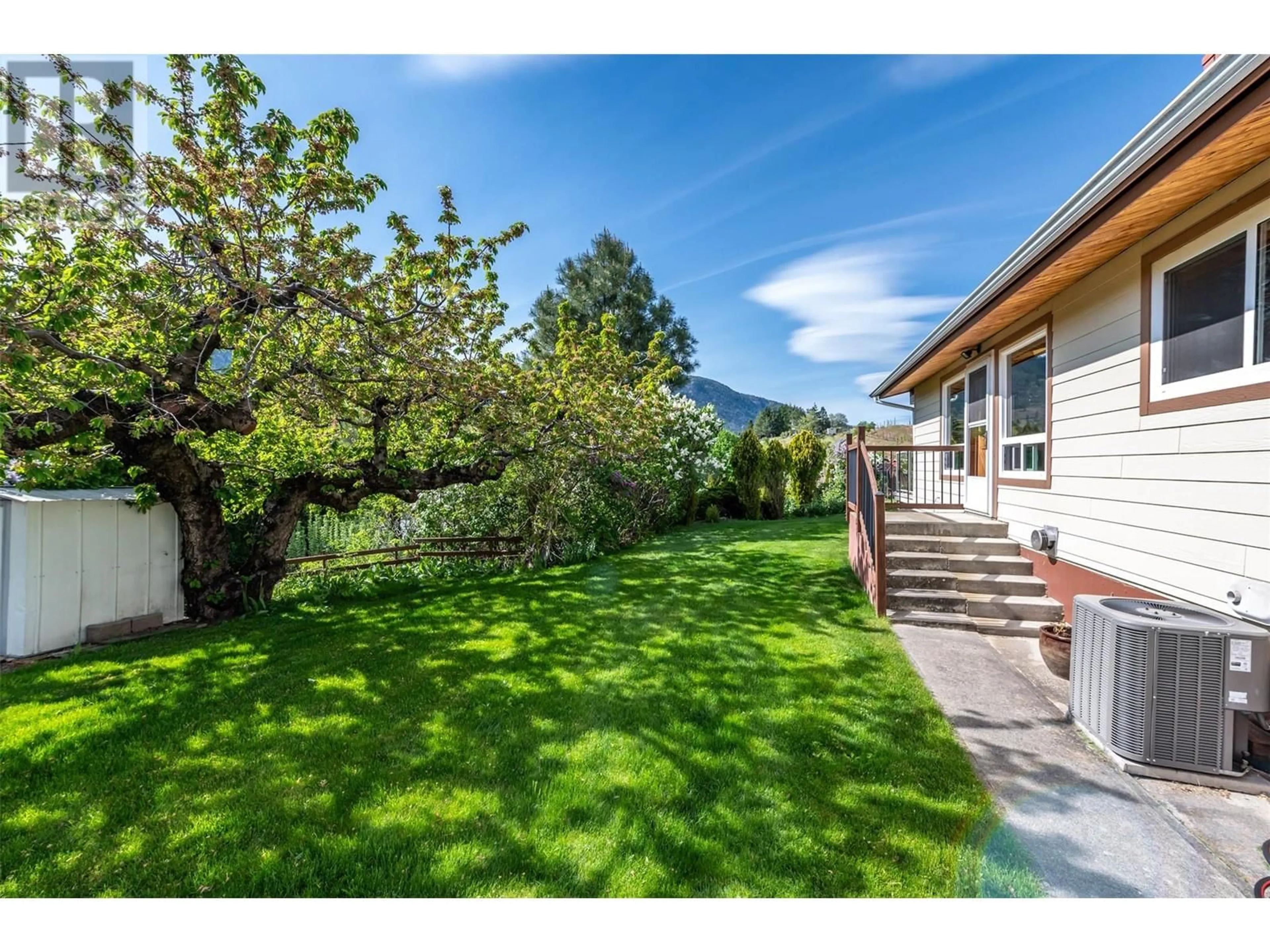 A pic from outside/outdoor area/front of a property/back of a property/a pic from drone, street for 331 JUNIPER AVENUE, Kaleden British Columbia V0H1K0