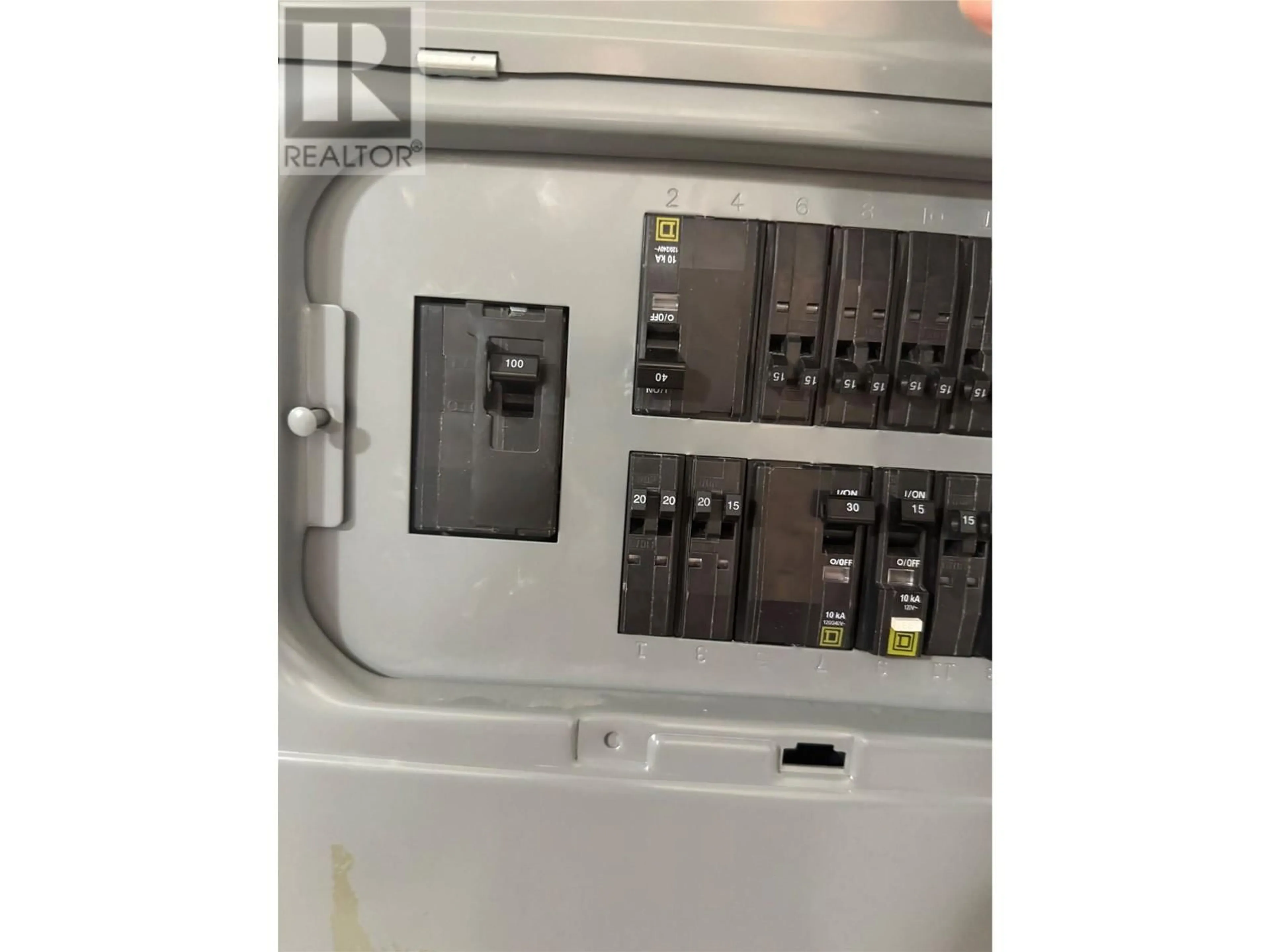 Unknown for 8 EDWARDS ROAD, Kamloops British Columbia V2B4G1