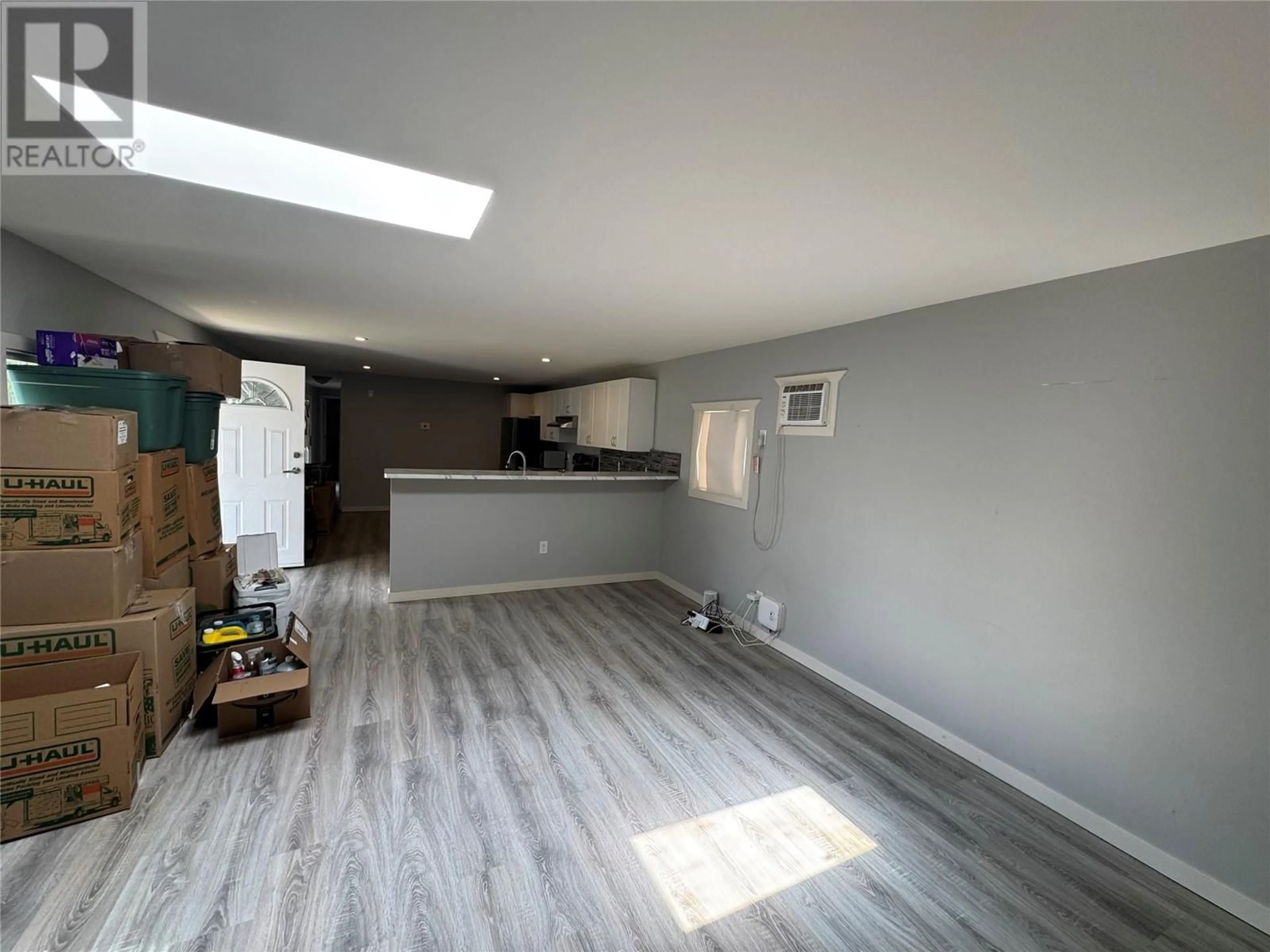 A pic of a room for 8 EDWARDS ROAD, Kamloops British Columbia V2B4G1