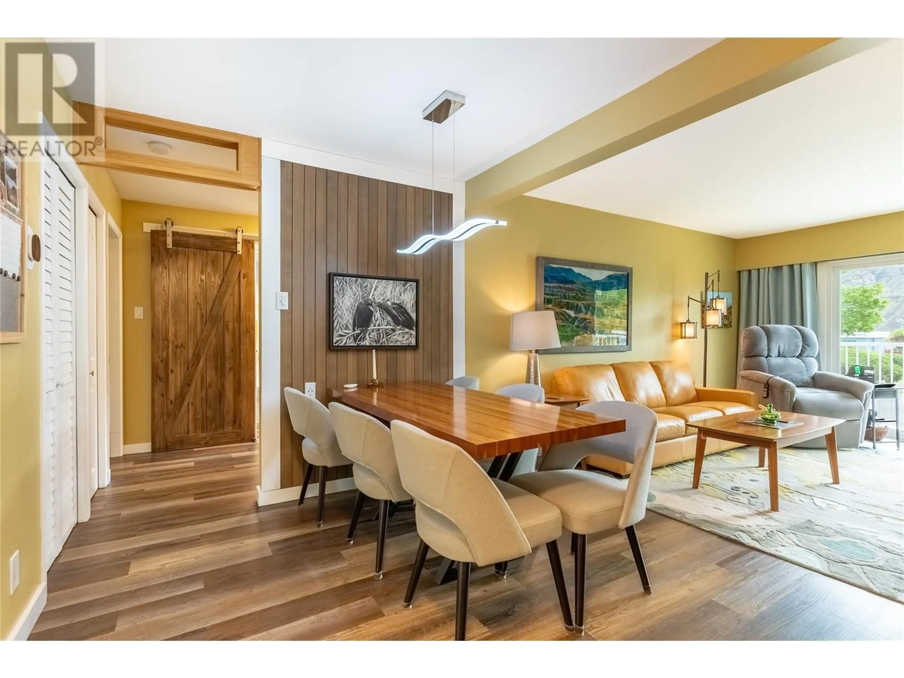 Dining room, wood/laminate floor for 103 - 825 HILL STREET, Ashcroft British Columbia V0K1A0