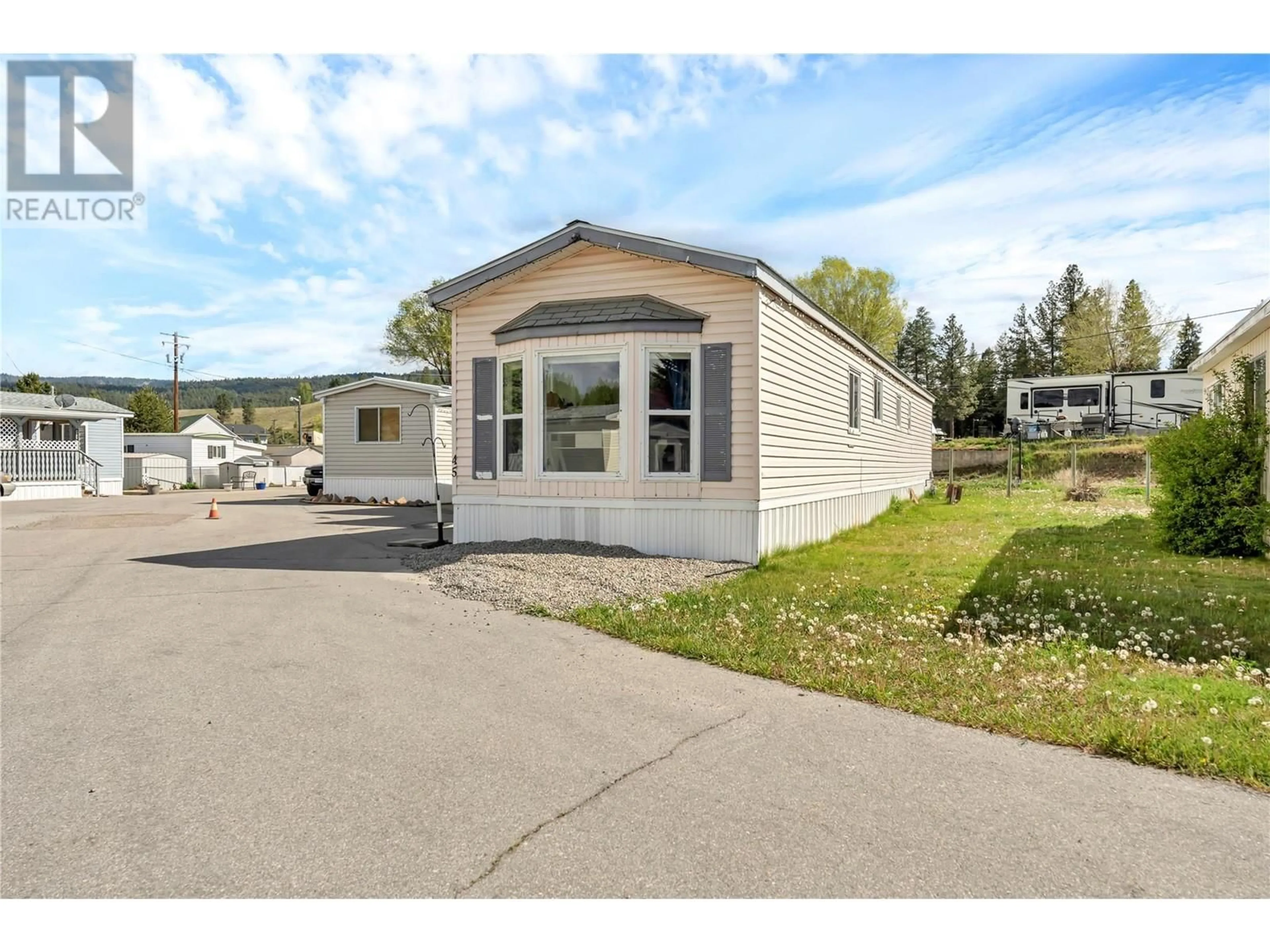 Home with vinyl exterior material, unknown for 45 - 263 HWY 3 OTHER, Princeton British Columbia V0X1W0