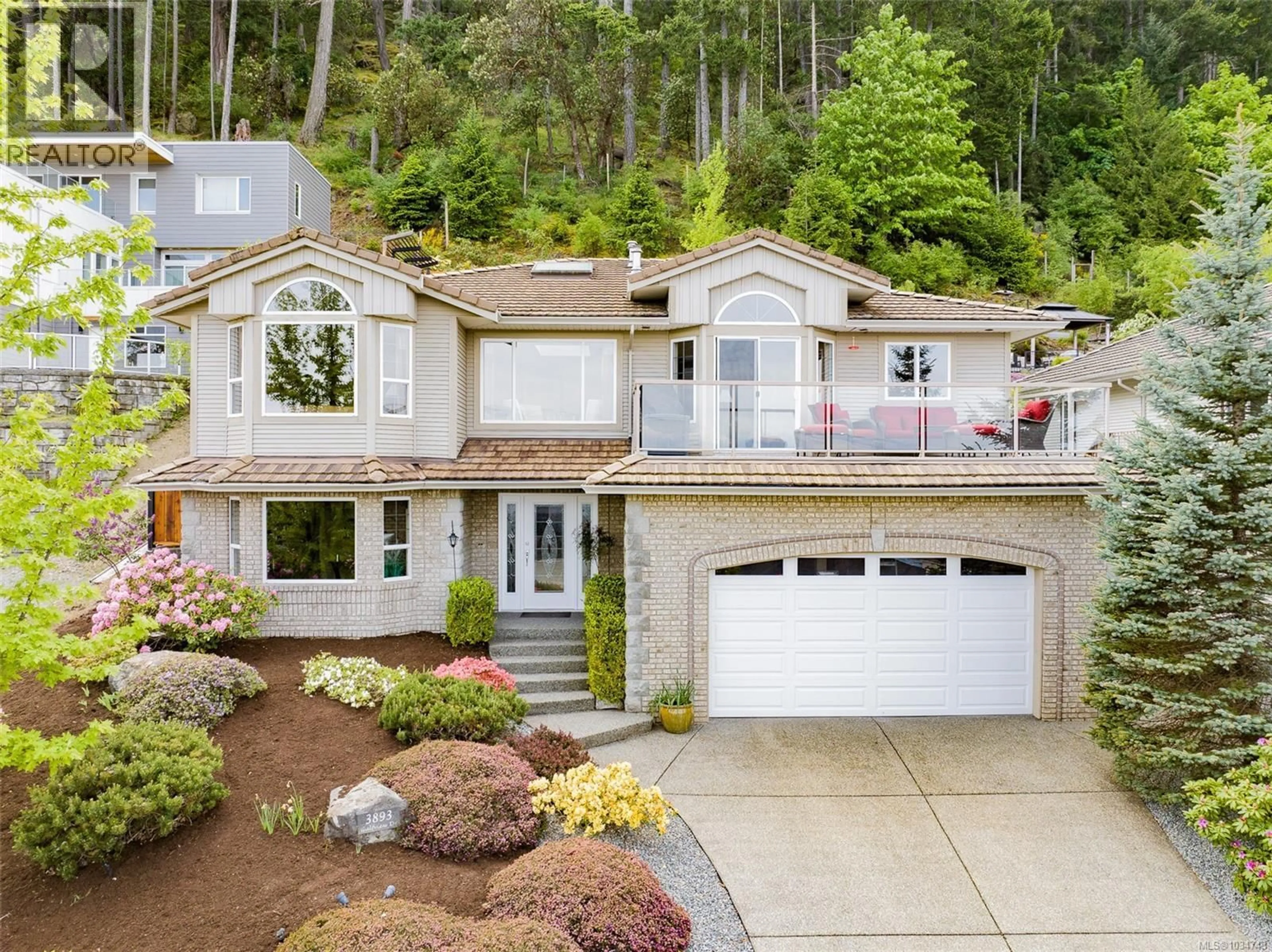 Home with vinyl exterior material, street for 3893 GULFVIEW DRIVE, Nanaimo British Columbia V9T6E2