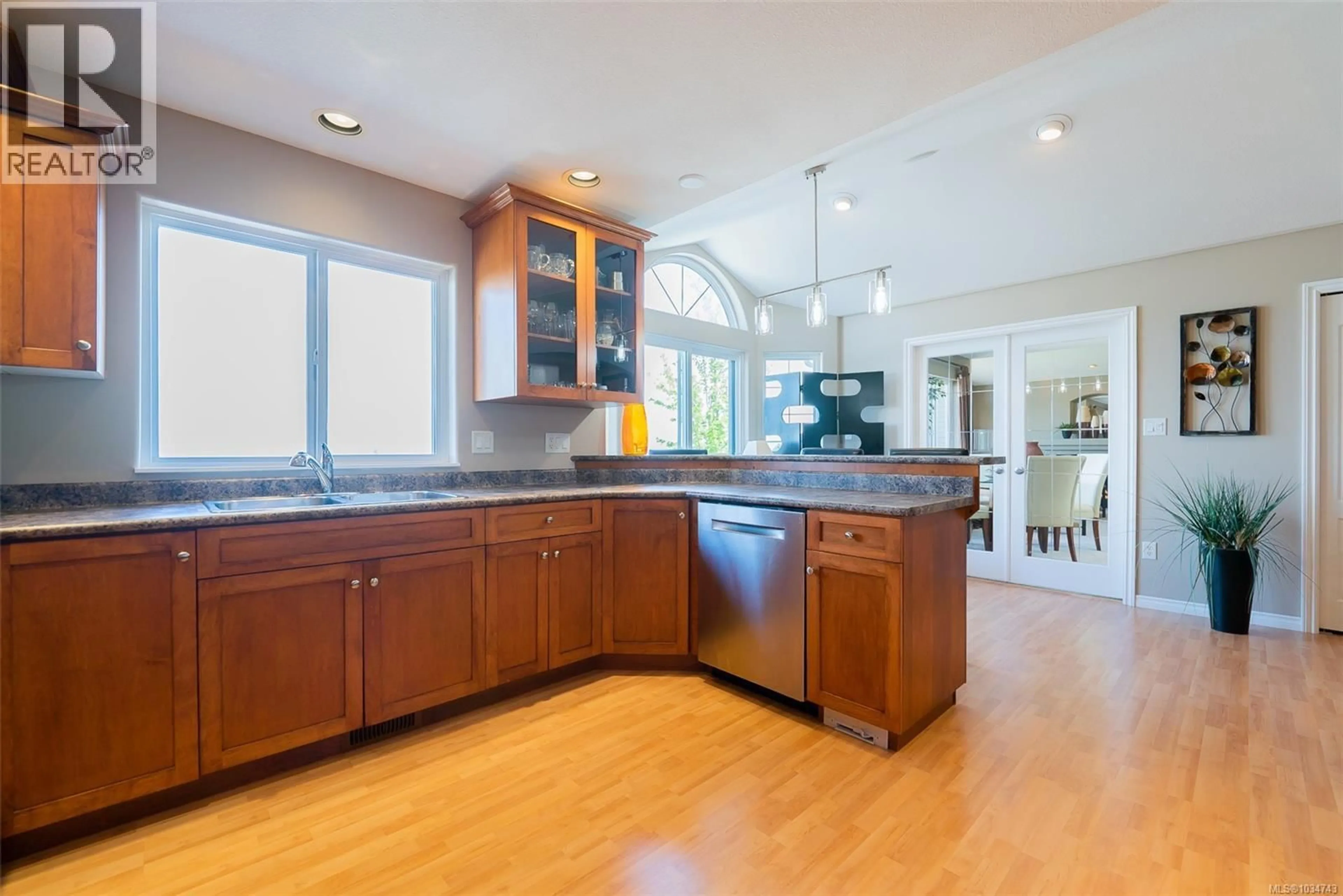 Open concept kitchen, unknown for 3893 GULFVIEW DRIVE, Nanaimo British Columbia V9T6E2