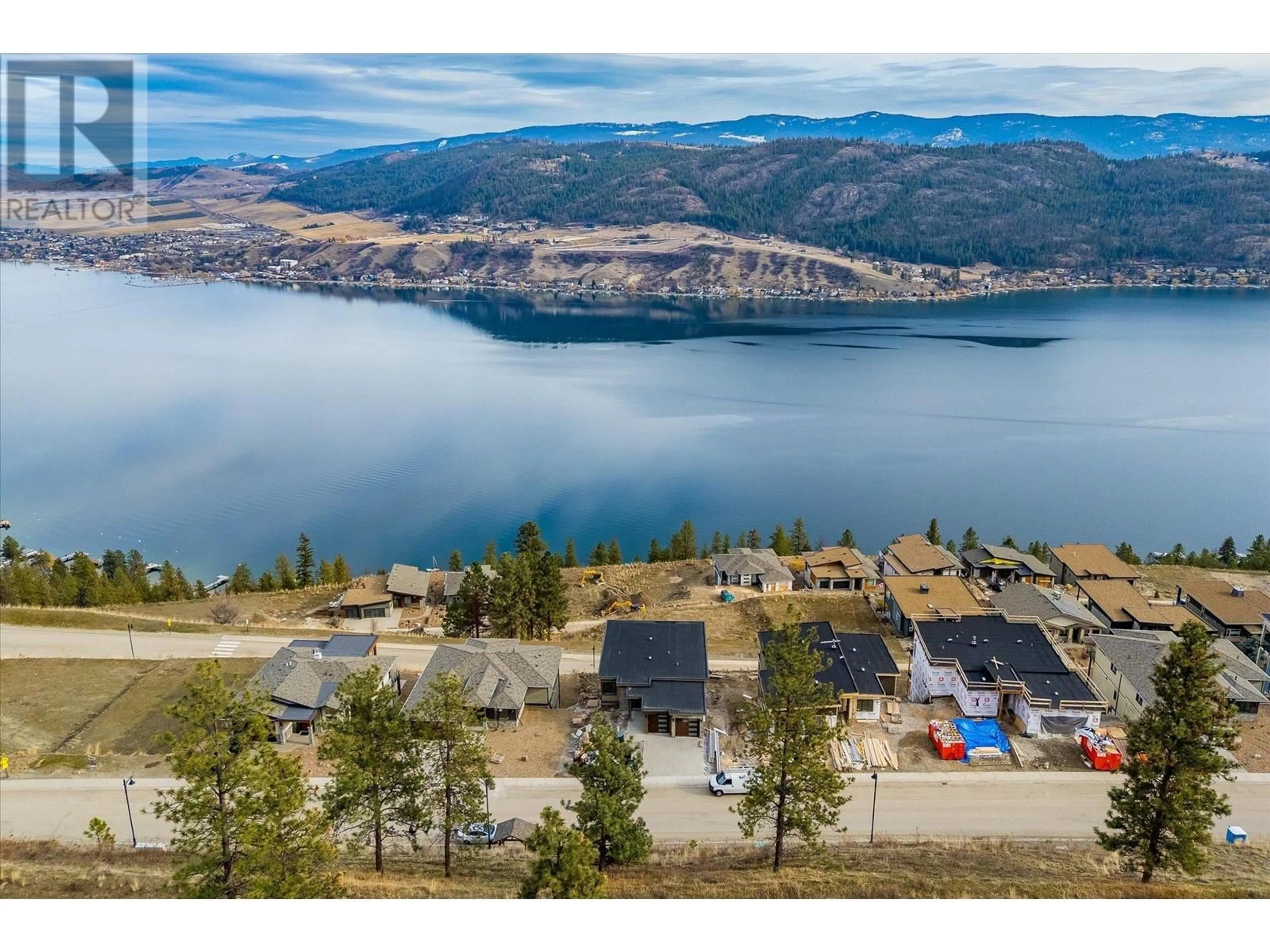 A pic from outside/outdoor area/front of a property/back of a property/a pic from drone, water/lake/river/ocean view for 8916 TAVISTOCK ROAD, Vernon British Columbia V1H2L4