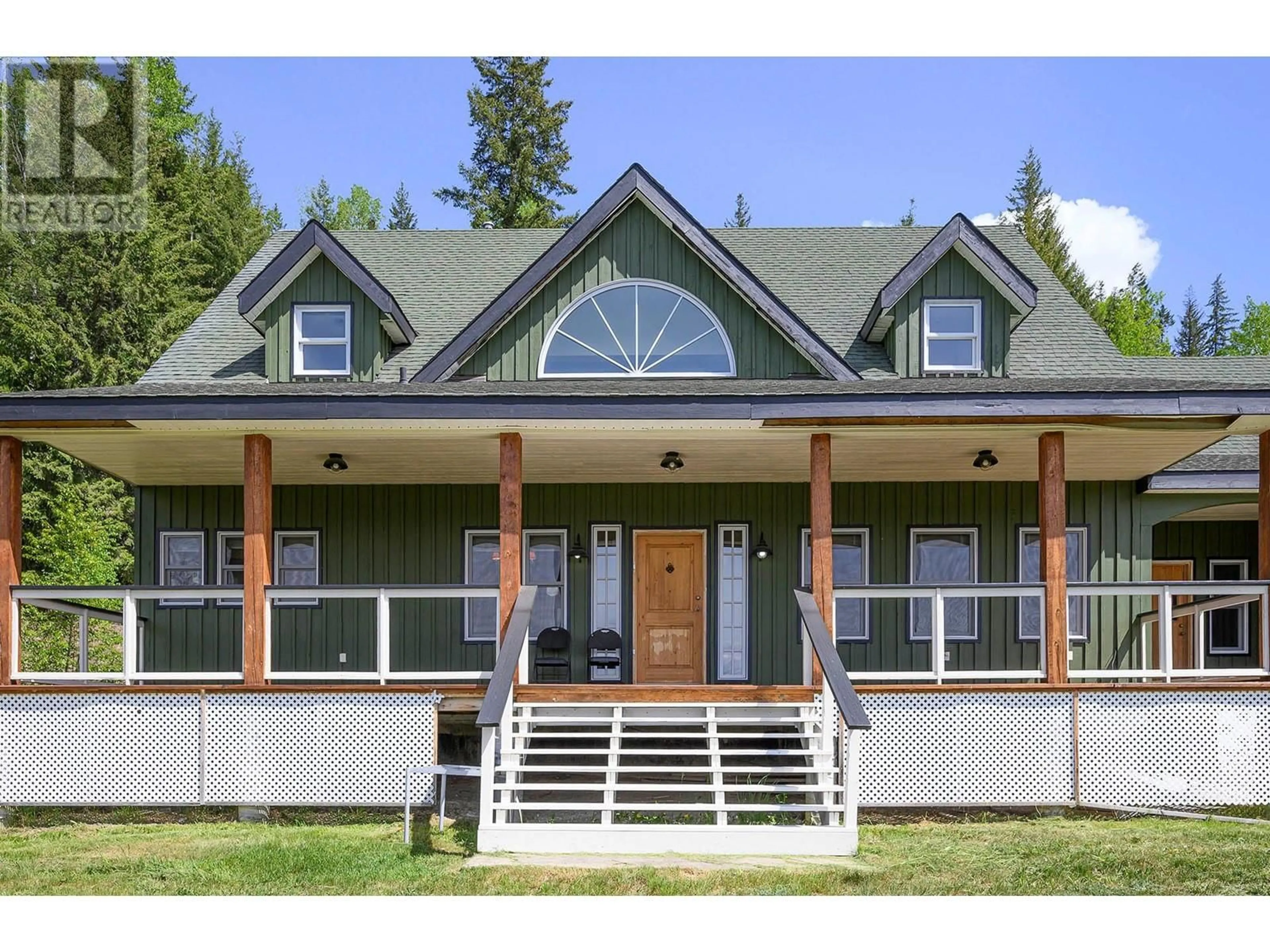 Home with vinyl exterior material, mountain view for 405 RAFT WEST FSR ROAD, Clearwater British Columbia V0E1N1