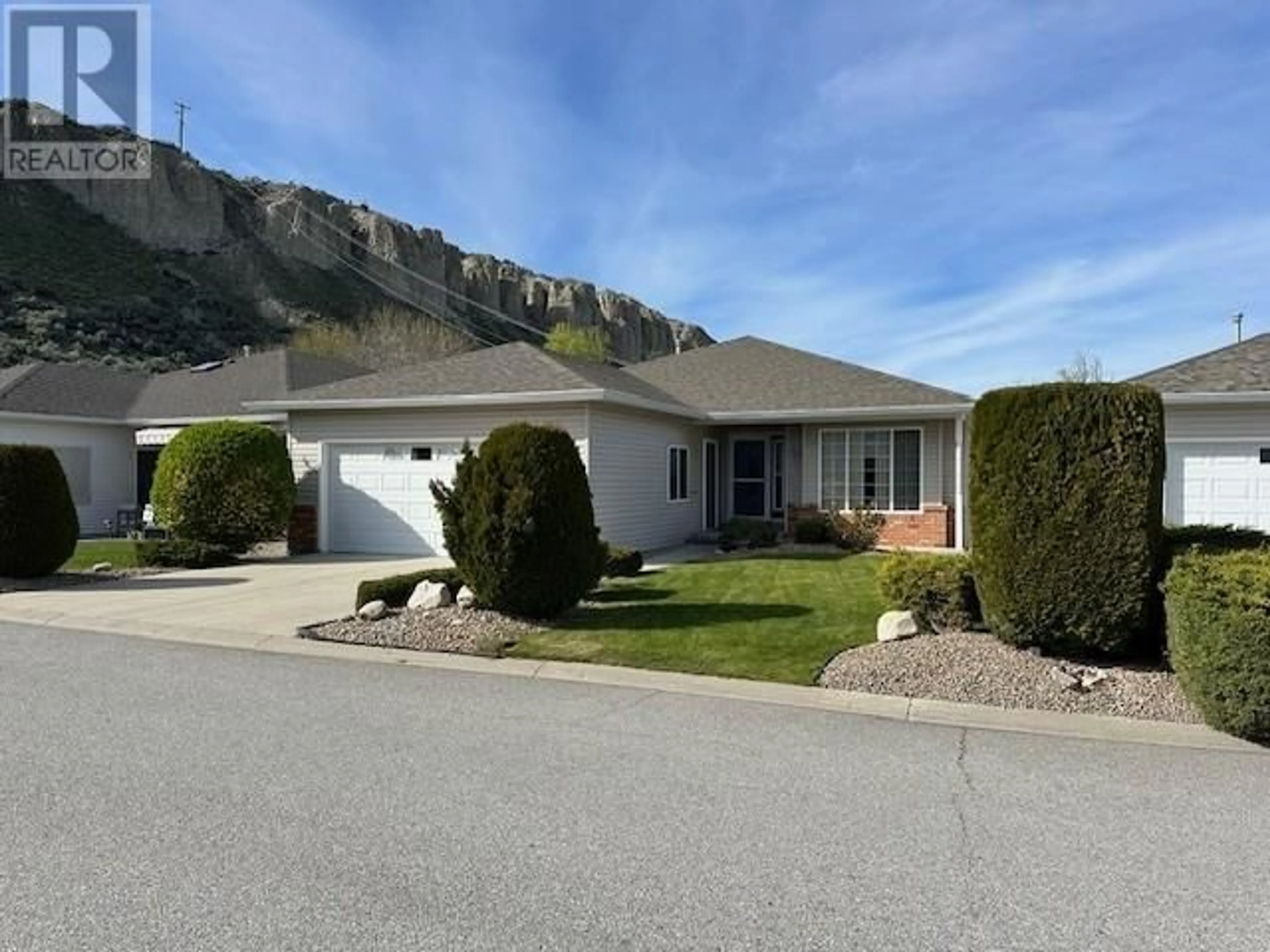 Home with vinyl exterior material, mountain view for 568 RED WING DRIVE, Penticton British Columbia V2A8N7