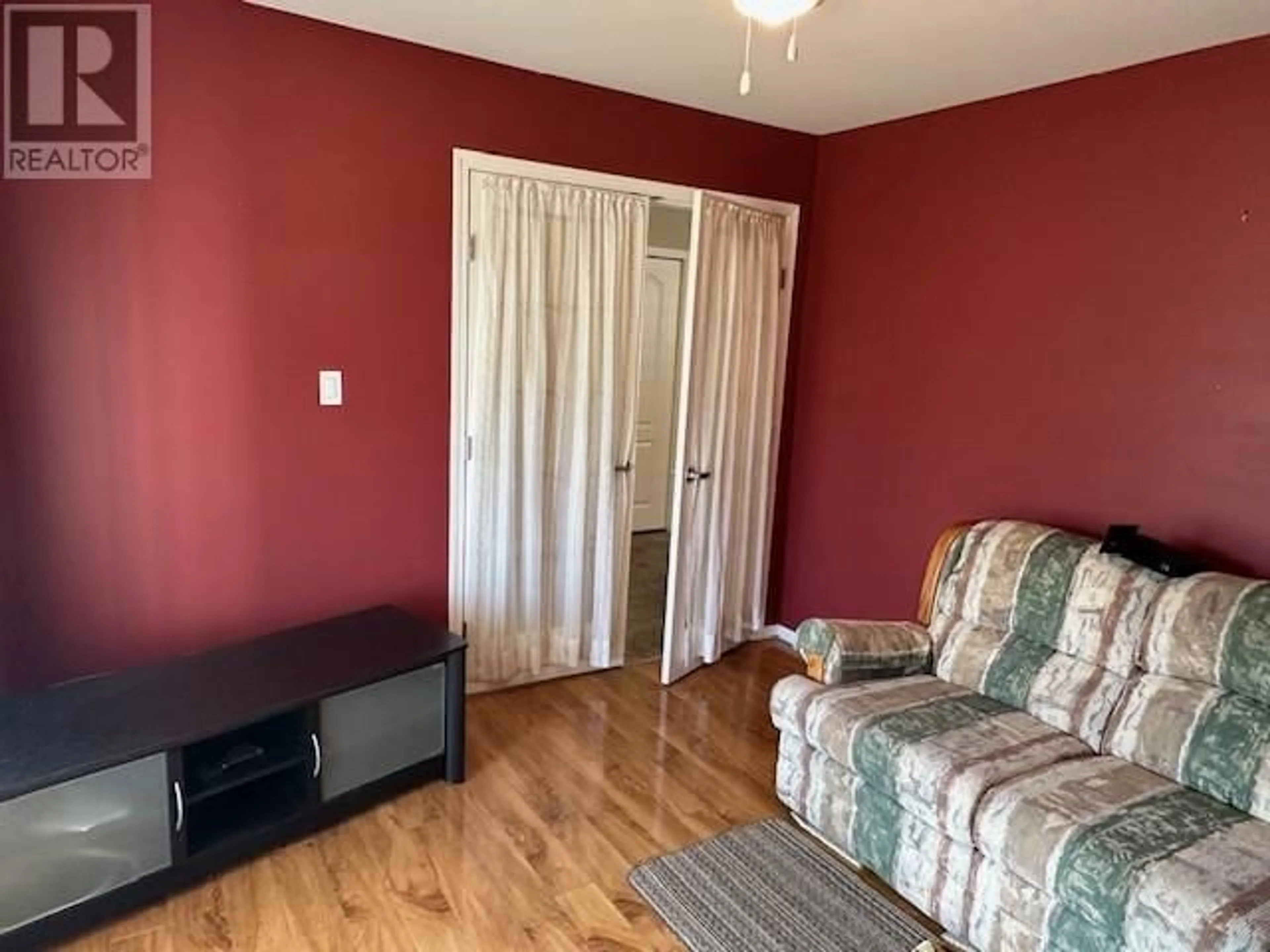 A pic of a room for 568 RED WING DRIVE, Penticton British Columbia V2A8N7