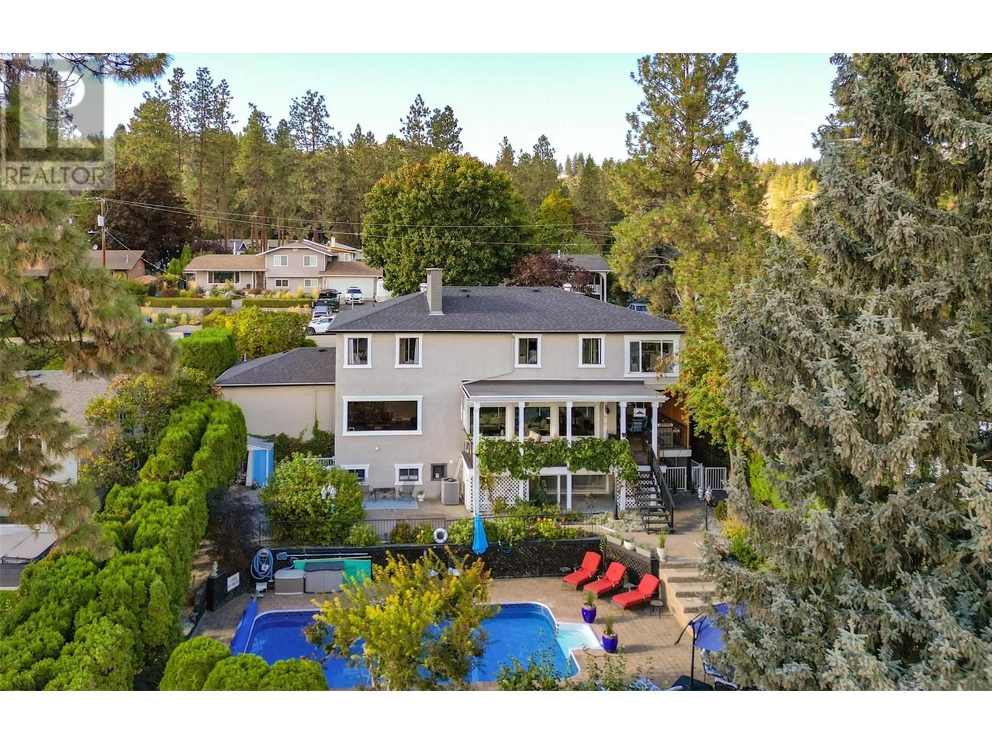 A pic from outside/outdoor area/front of a property/back of a property/a pic from drone, unknown for 5 ALAMEDA COURT, Kelowna British Columbia V1V1C6