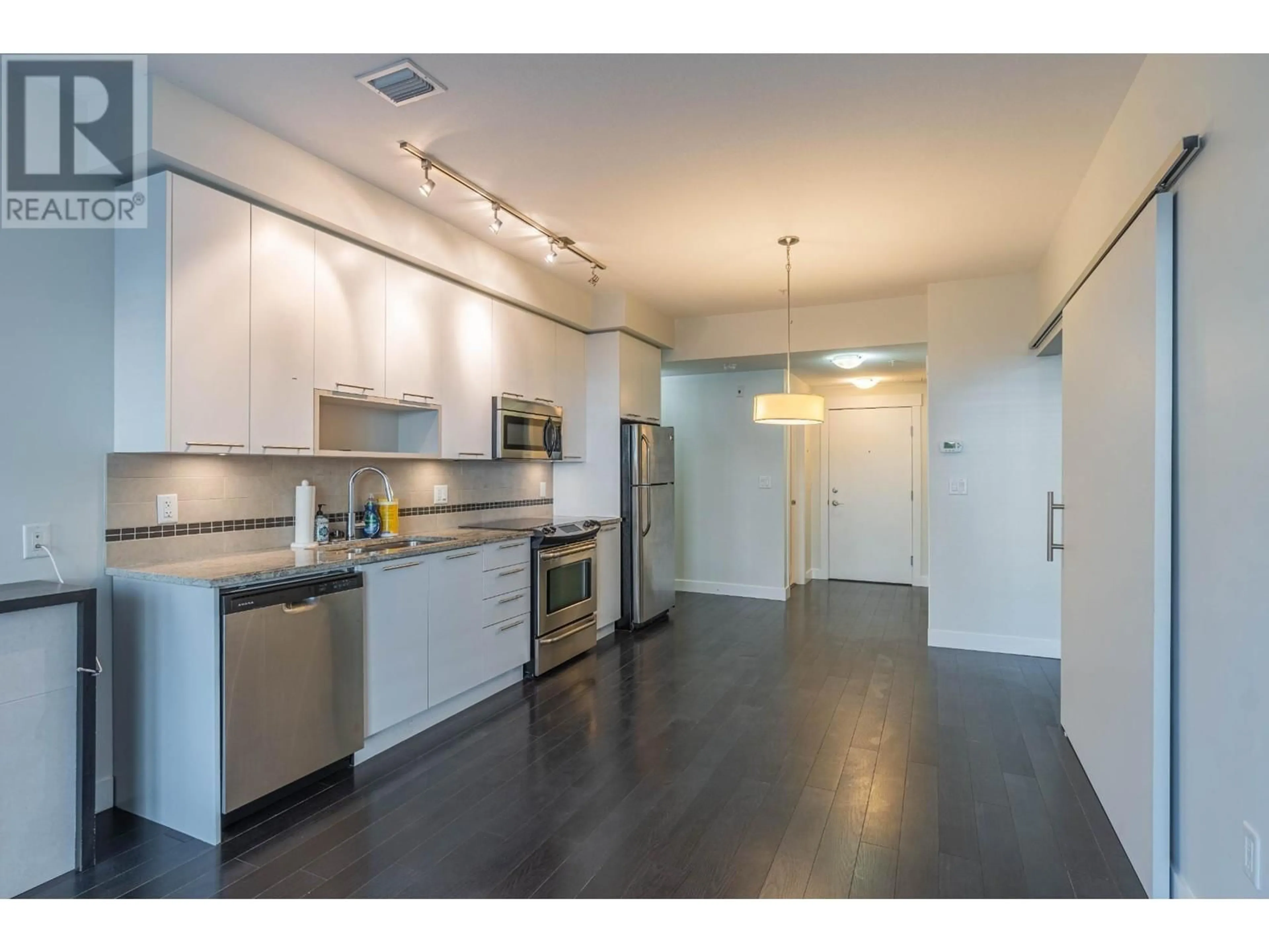 Standard kitchen, unknown for 2107 - 1030 TALASA WAY, Kamloops British Columbia V2H0C3
