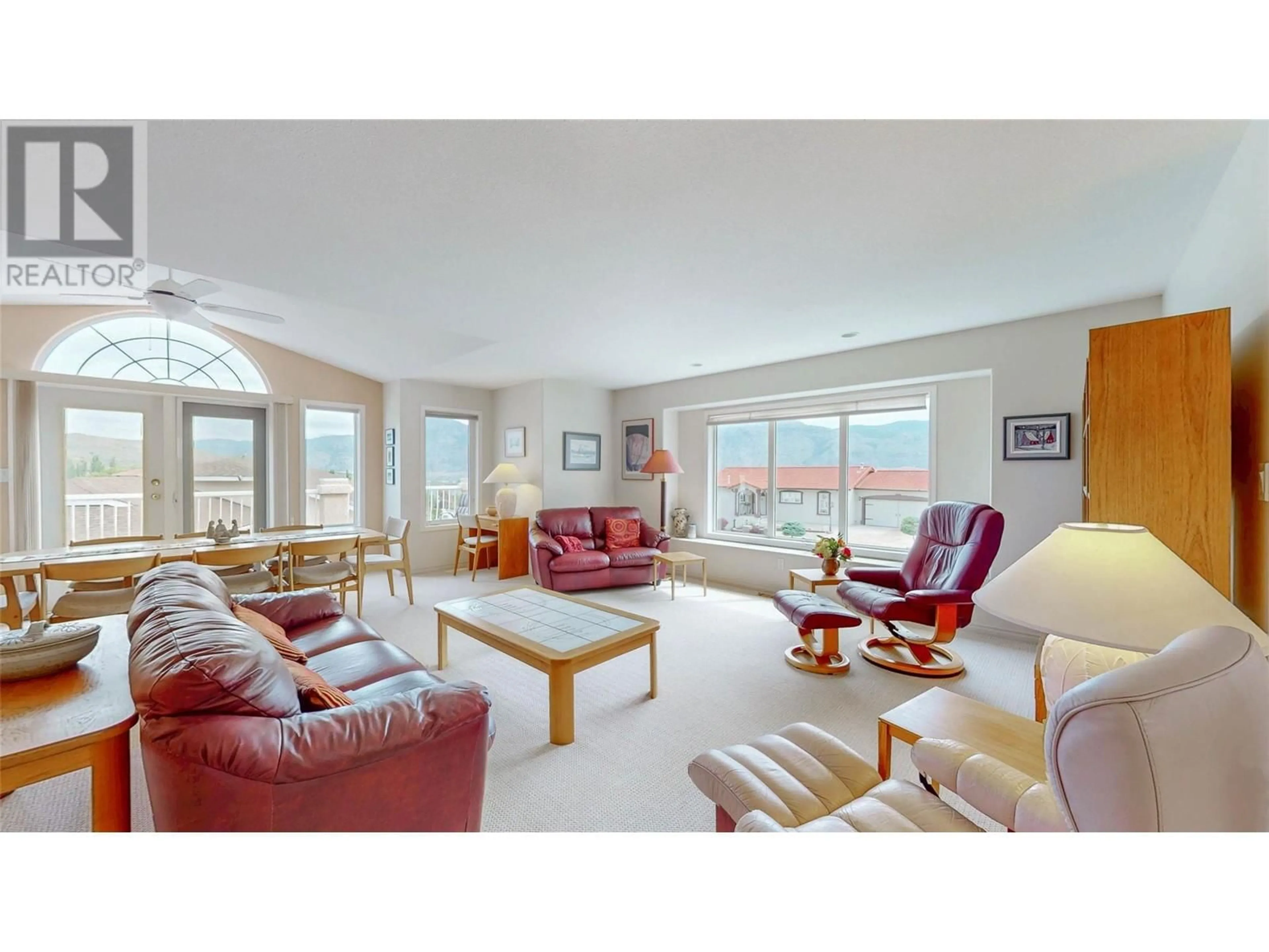 Living room with furniture, unknown for 4210 FAIRWINDS DRIVE, Osoyoos British Columbia V0H1V4
