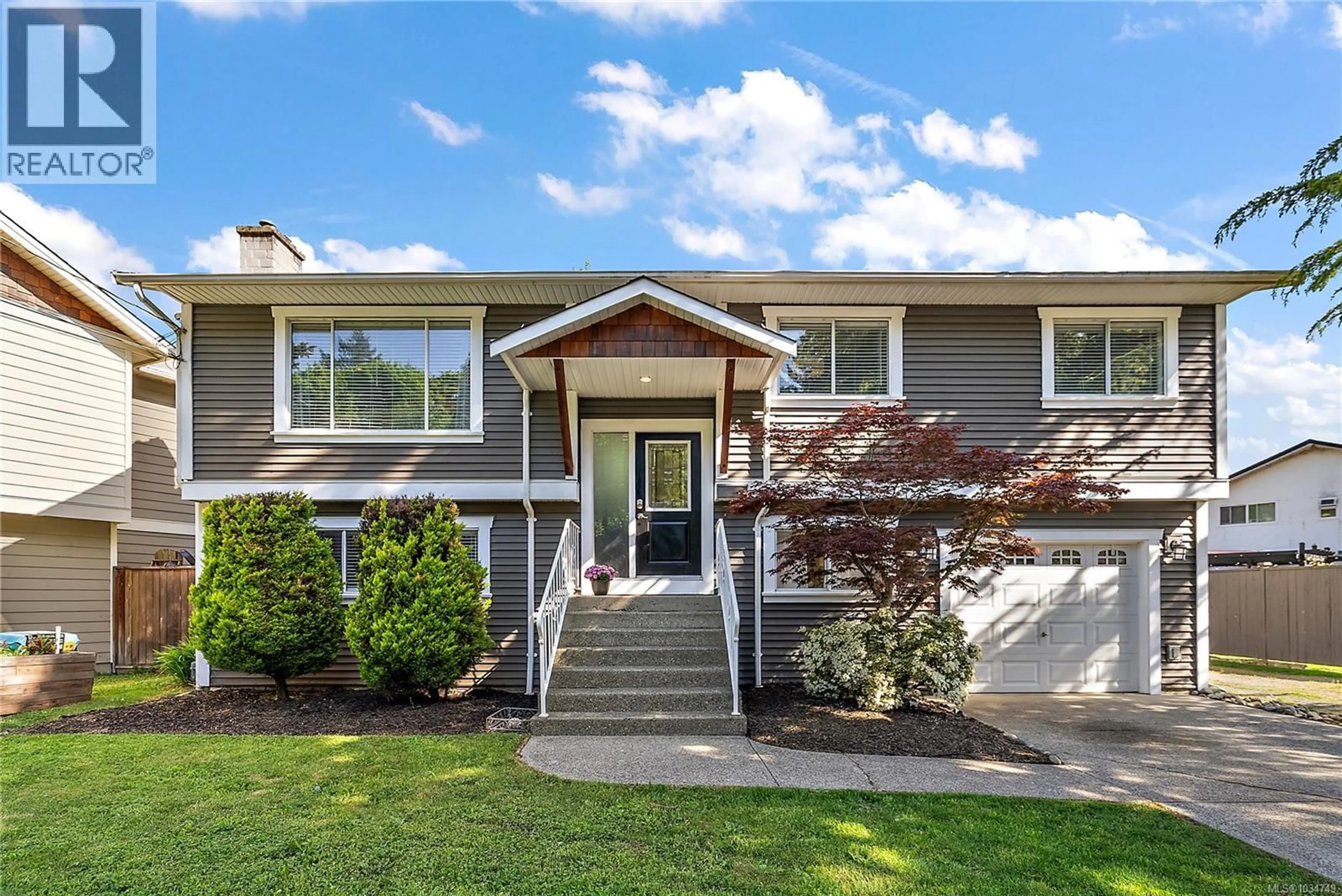 Home with vinyl exterior material, street for 2980 HARLEQUIN PLACE, Langford British Columbia V9B5B1