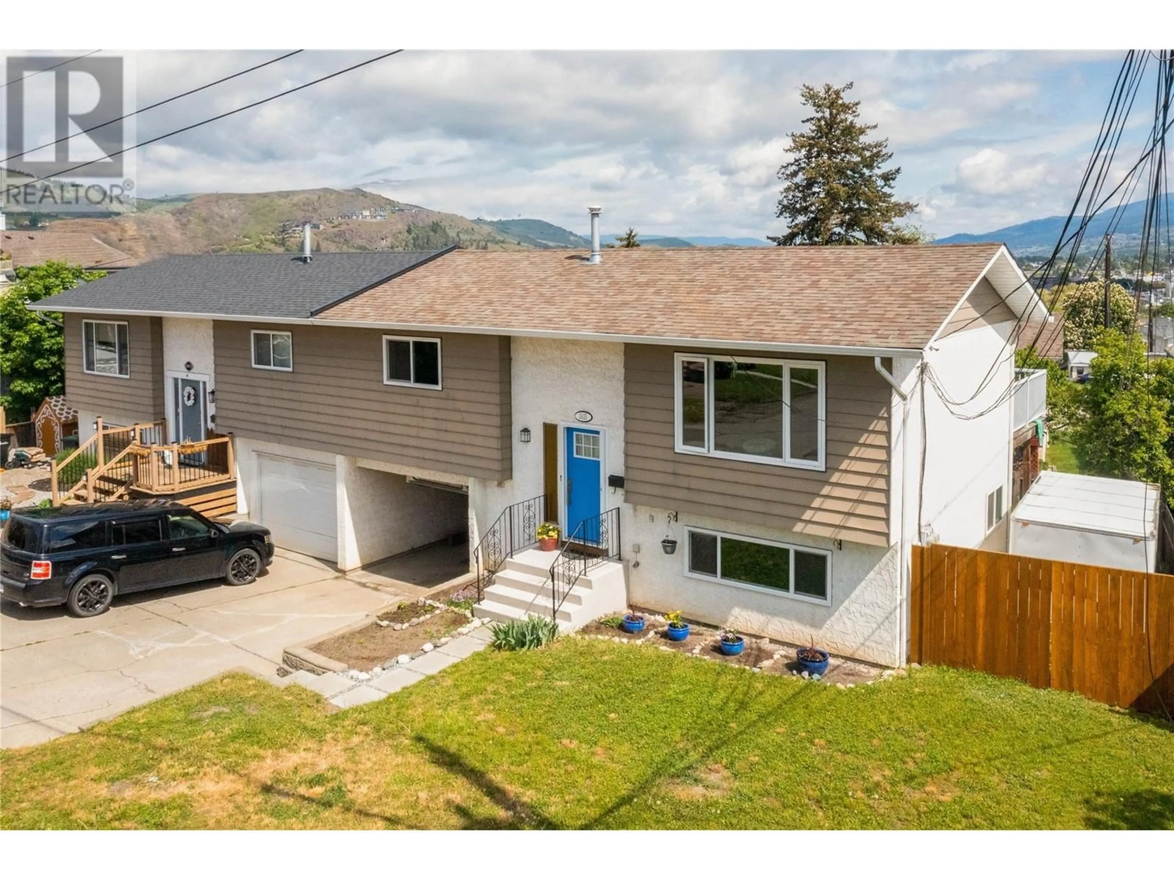 A pic from outside/outdoor area/front of a property/back of a property/a pic from drone, mountain view for 3415 16 AVENUE, Vernon British Columbia V1T8C5