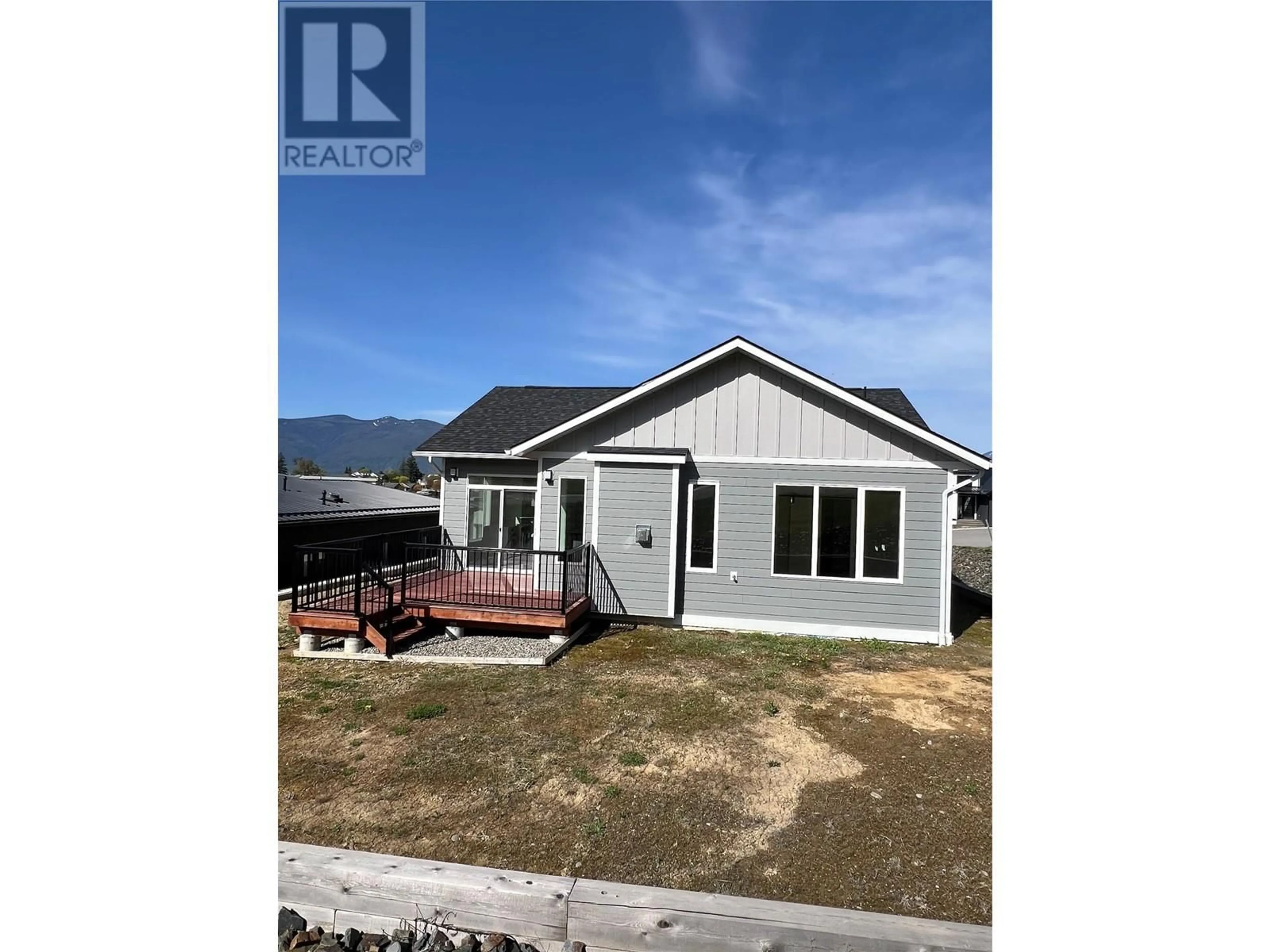Unknown for 712 MOUNTAIN VIEW CRESCENT, Creston British Columbia V0B1G5