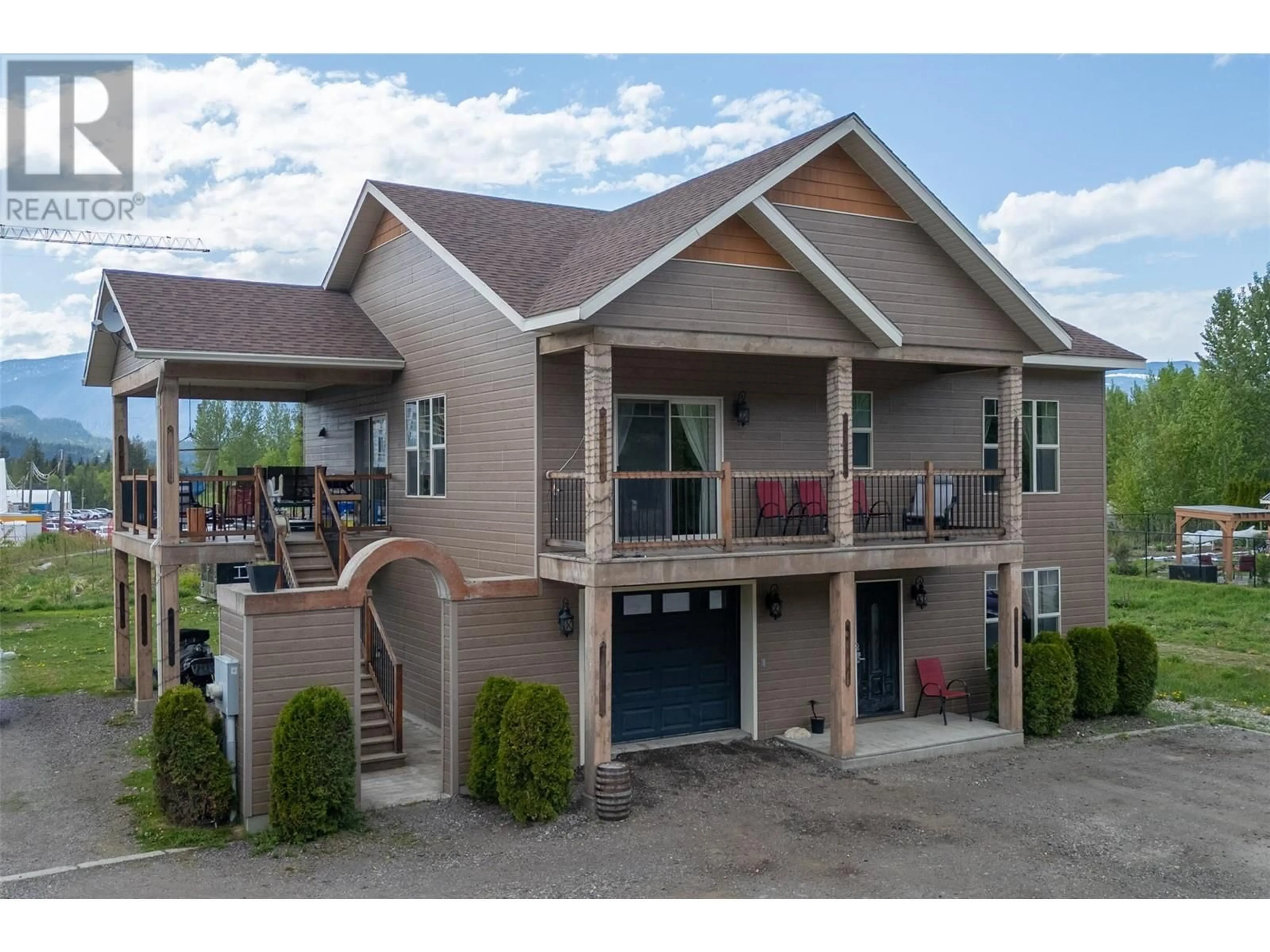 Unknown for 1905 HAY ROAD, Revelstoke British Columbia V0E2S1