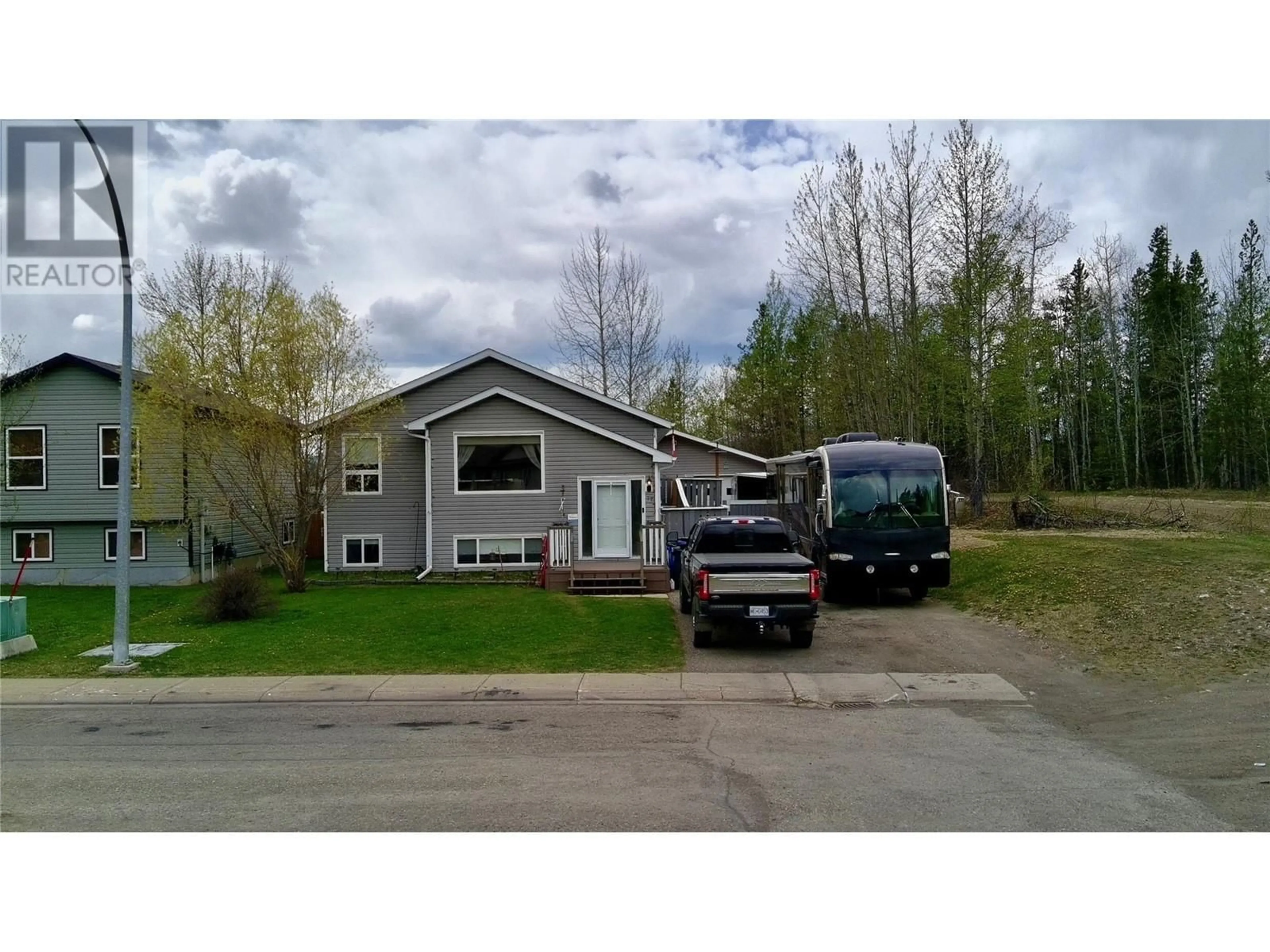 Unknown for 77 WOLVERINE AVENUE, Tumbler Ridge British Columbia V0C2W0