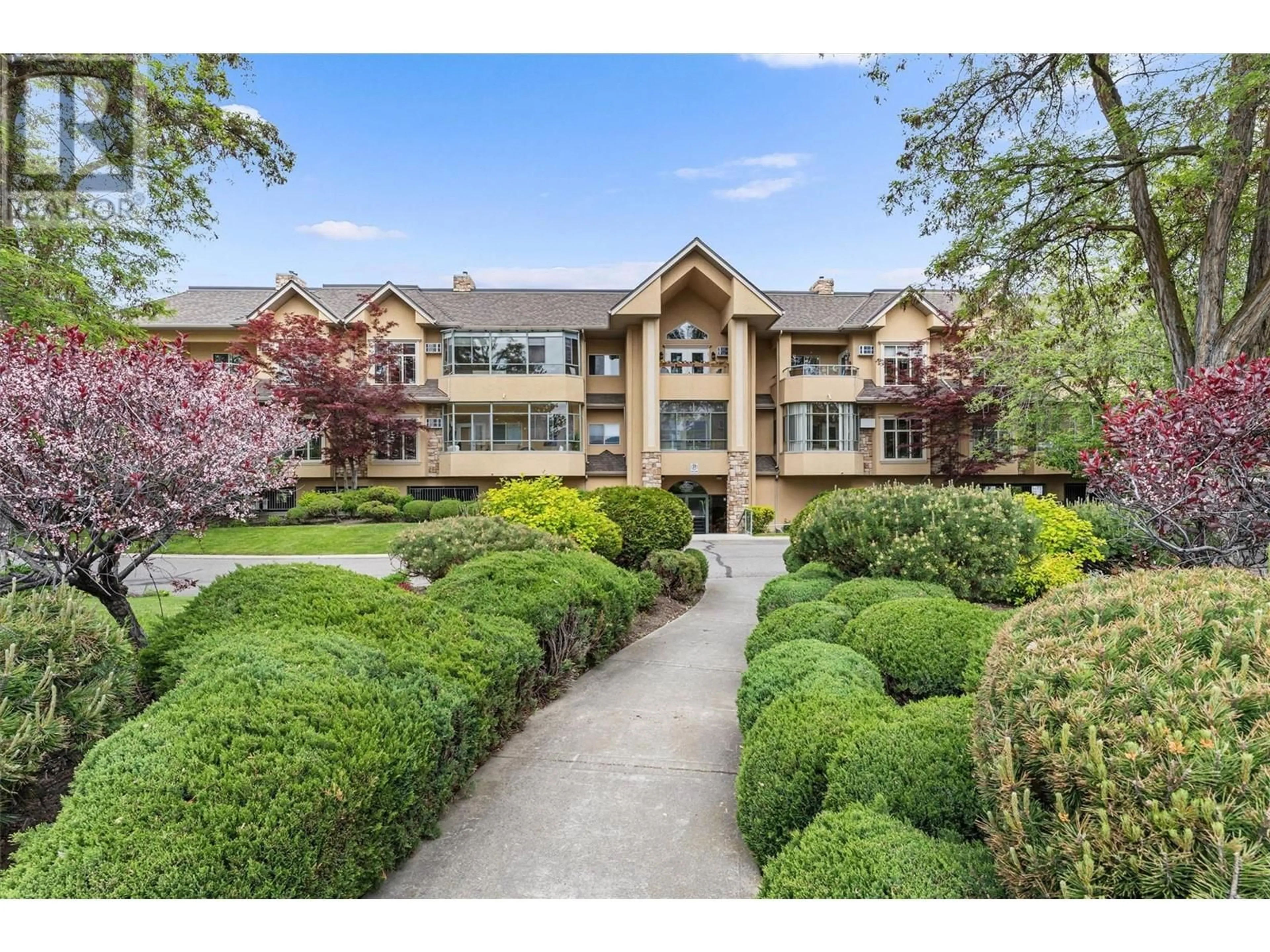 A pic from outside/outdoor area/front of a property/back of a property/a pic from drone, unknown for 205 - 1152 LANFRANCO ROAD, Kelowna British Columbia V1W3W5