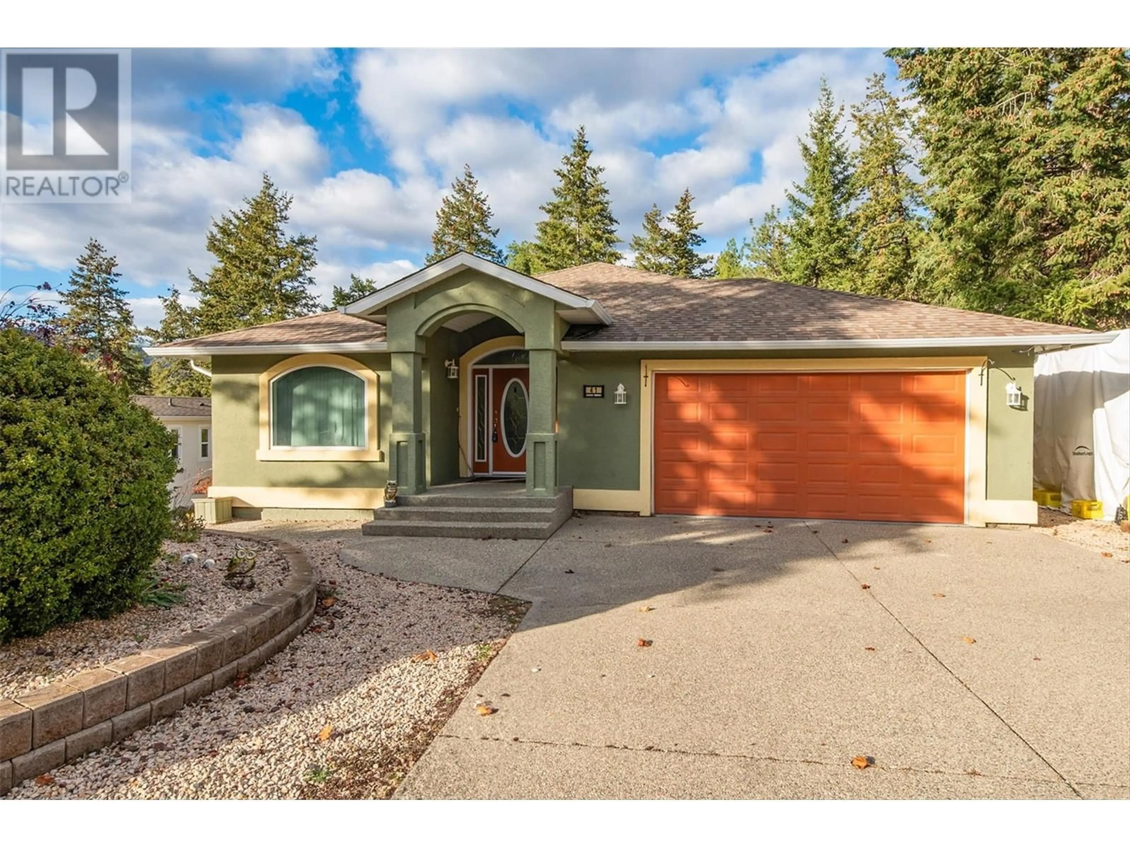Home with vinyl exterior material, street for 41 KESTREL PLACE, Vernon British Columbia V1H1R7