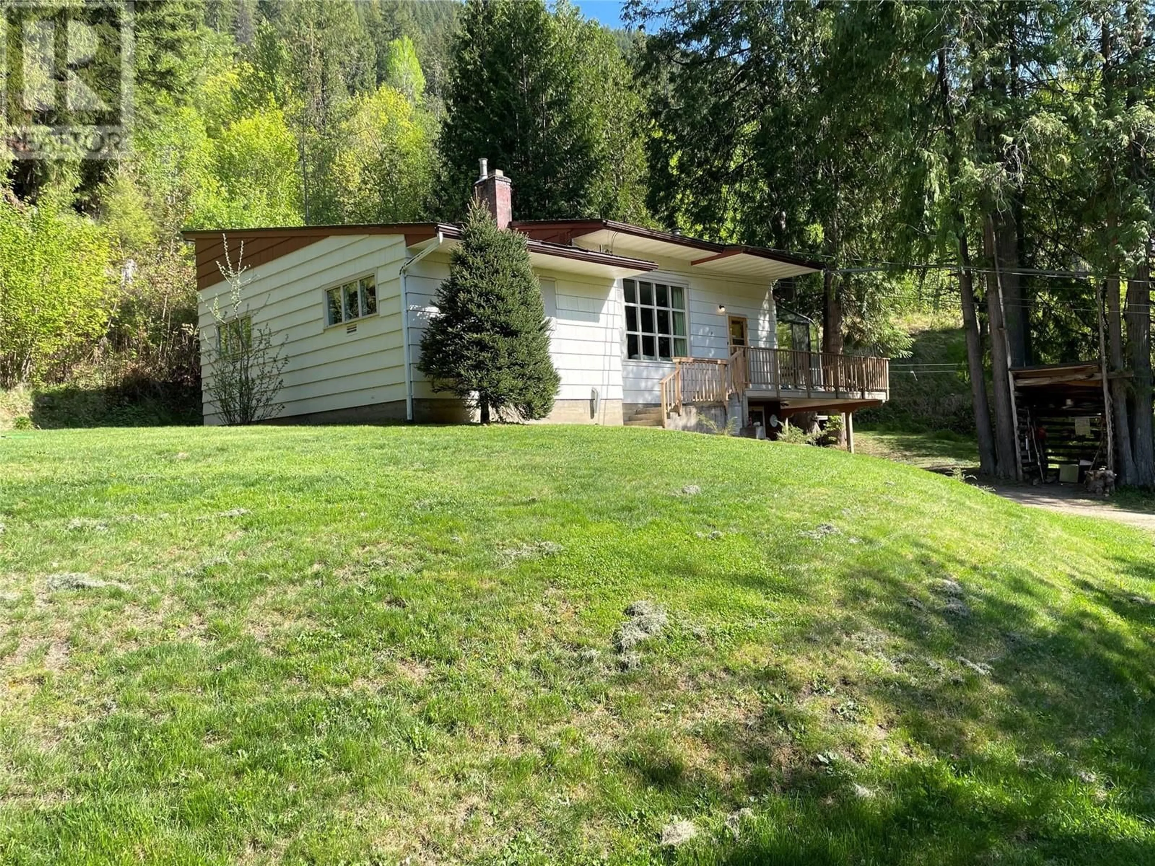 A pic from outside/outdoor area/front of a property/back of a property/a pic from drone, unknown for 1706 BEALBY ROAD, Nelson British Columbia V1L3E2