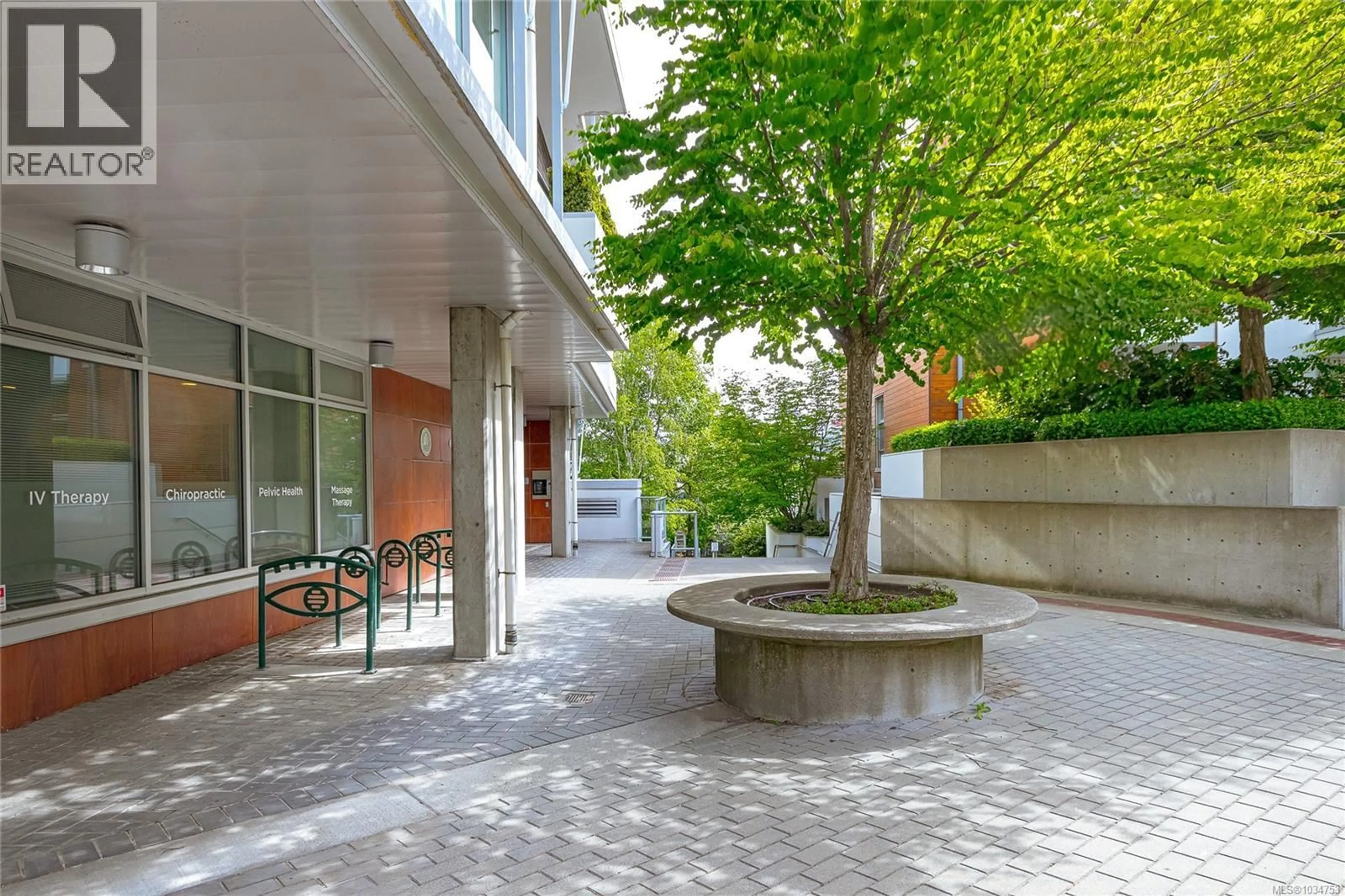 Patio, street for 406 - 391 TYEE ROAD, Victoria British Columbia V9A0A9