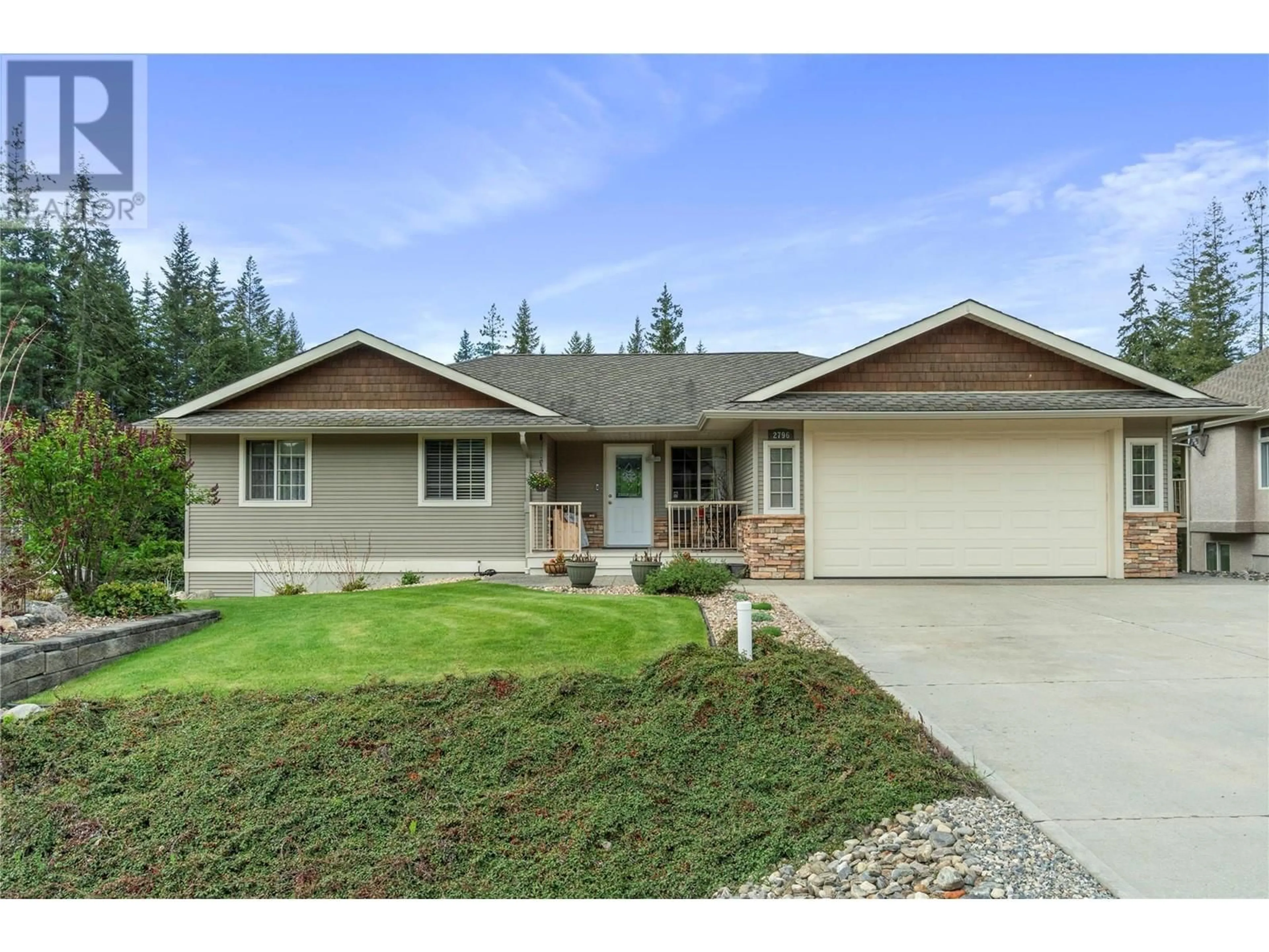Home with vinyl exterior material, street for 2796 GOLF COURSE DRIVE, Blind Bay British Columbia V0E1H2
