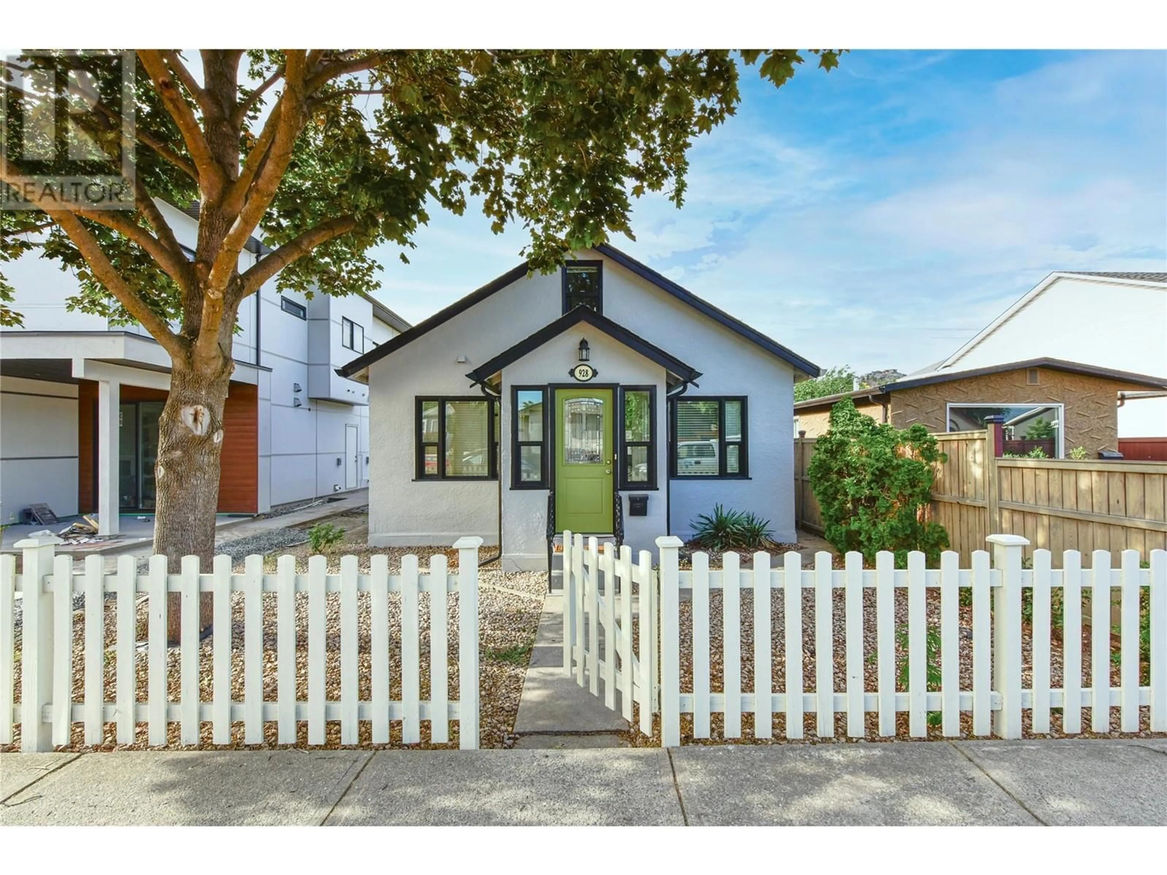 Unknown for 928 FULLER AVENUE, Kelowna British Columbia V1Y6X4