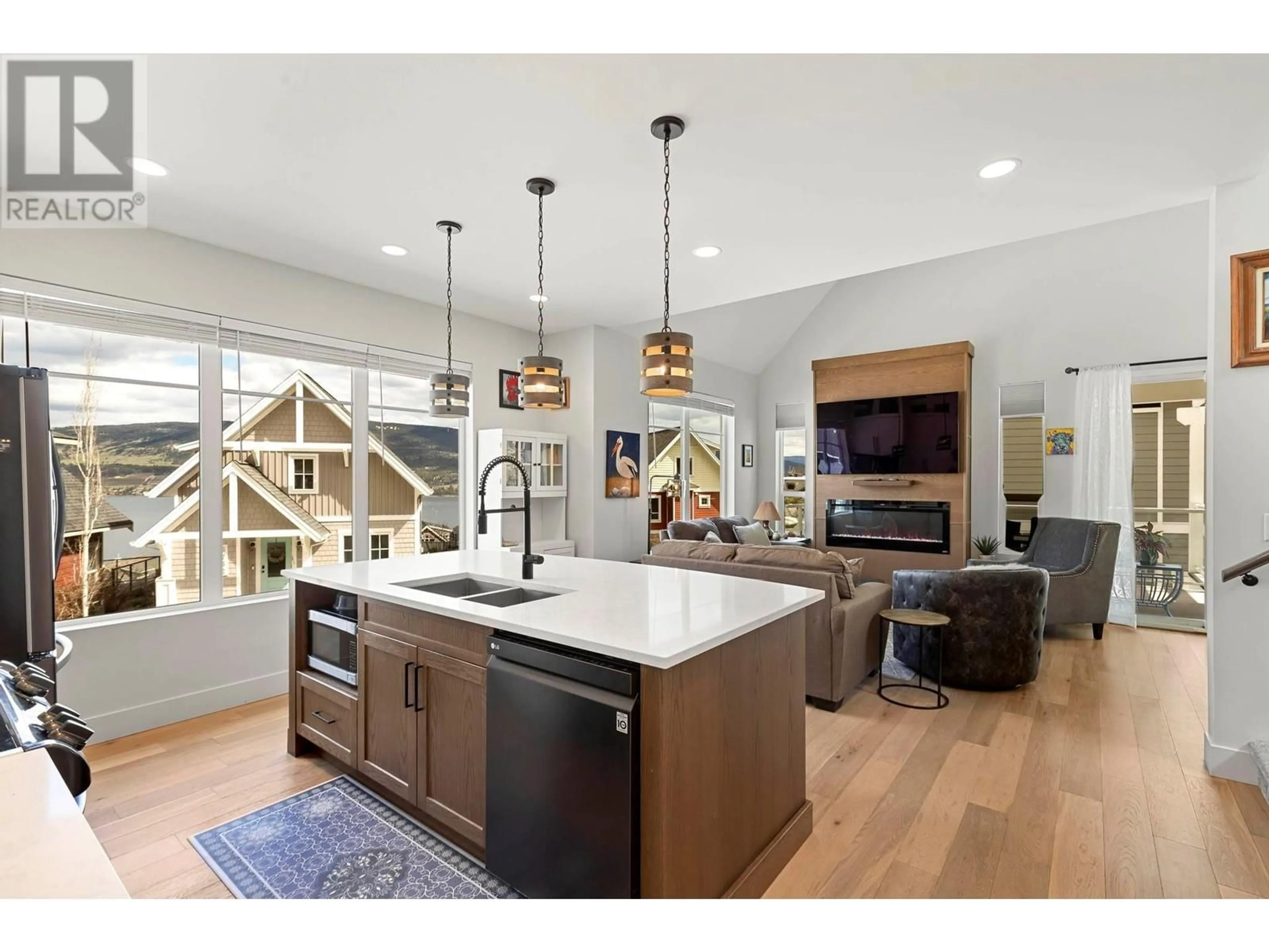 Open concept kitchen, unknown for 6749 LA PALMA LOOP, Kelowna British Columbia V1Z3R8