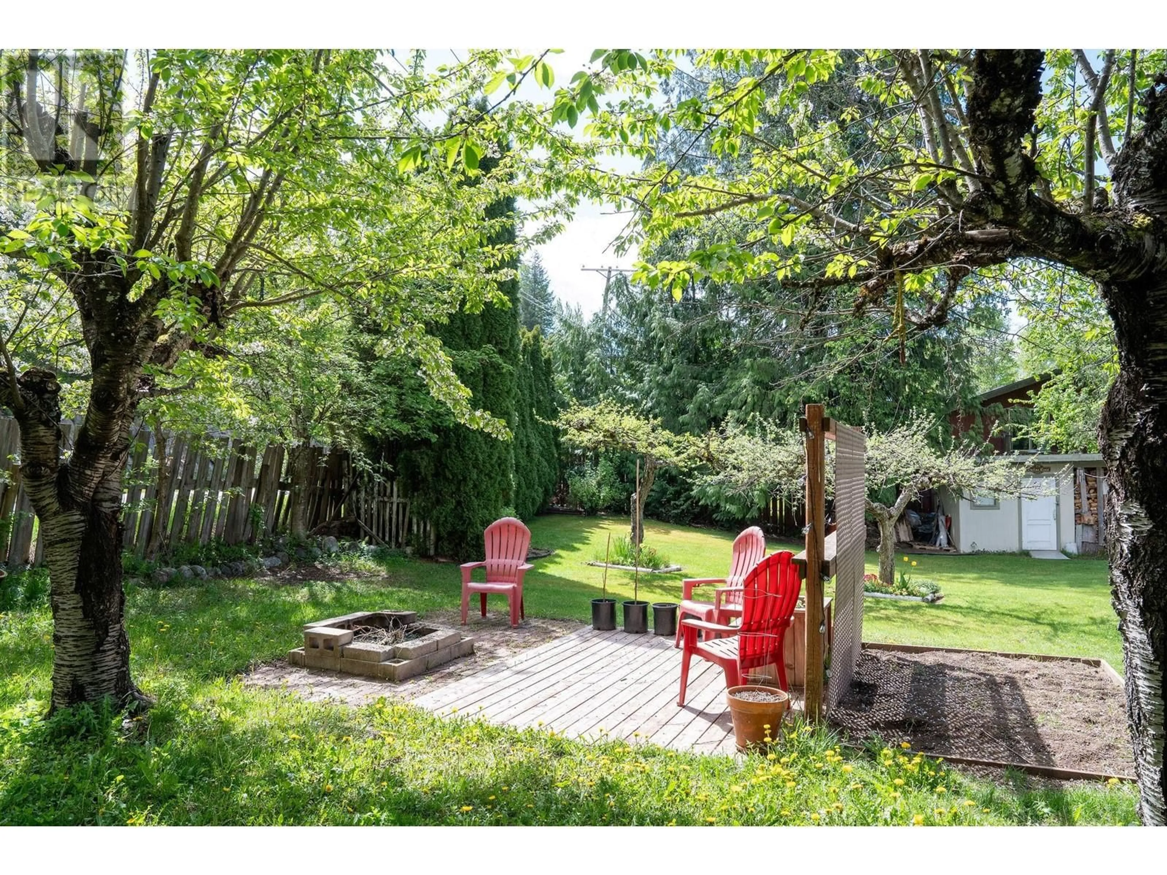 Patio, forest/trees view for 1810 DALLAS ROAD, Revelstoke British Columbia V0E2S0