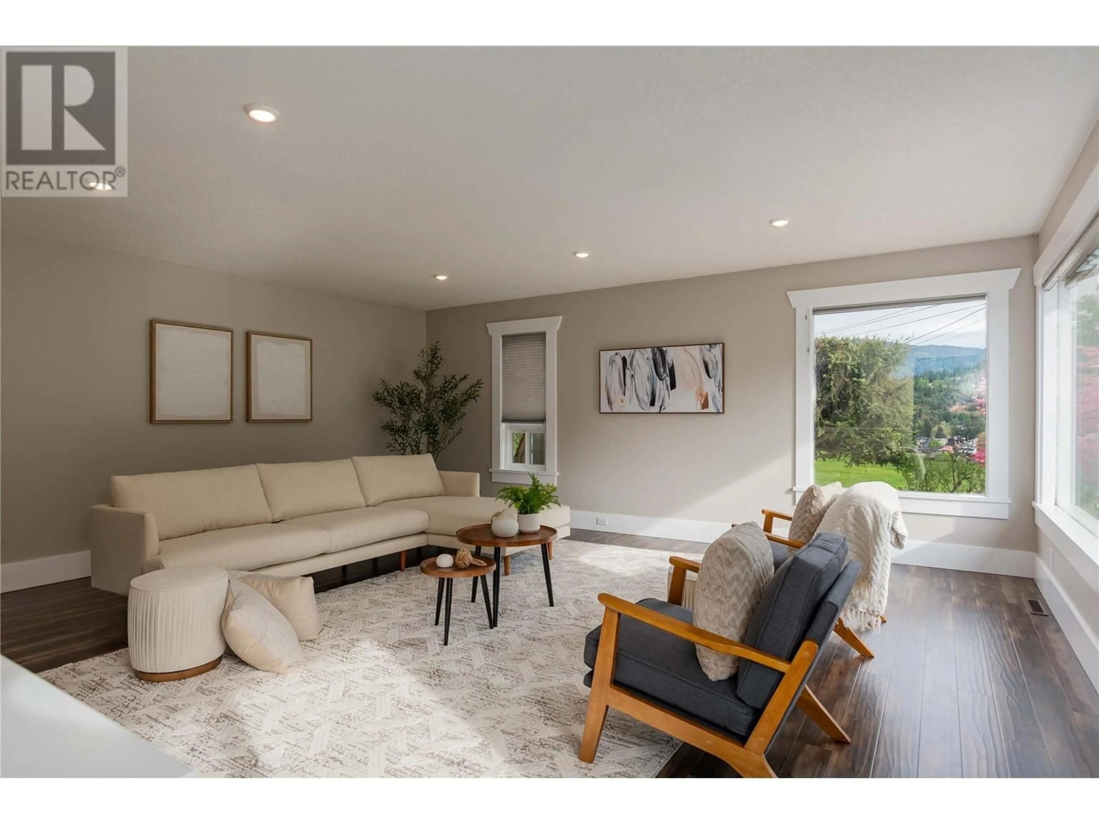 Living room with furniture, unknown for 108 RITCHIE AVENUE, Trail British Columbia V1R1G9