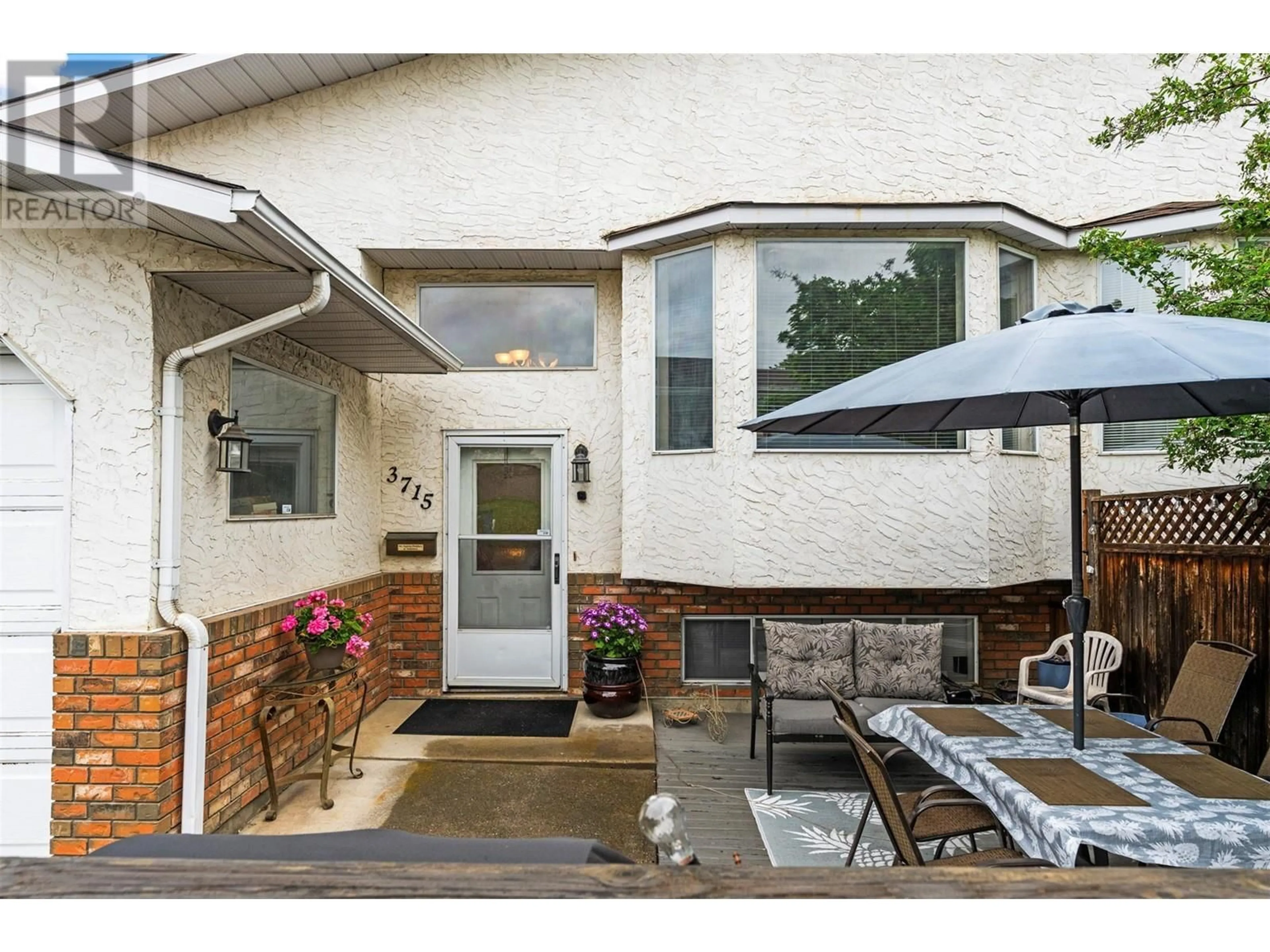 Patio, street for 3715 COMMONAGE CRESCENT, Vernon British Columbia V1T8M4