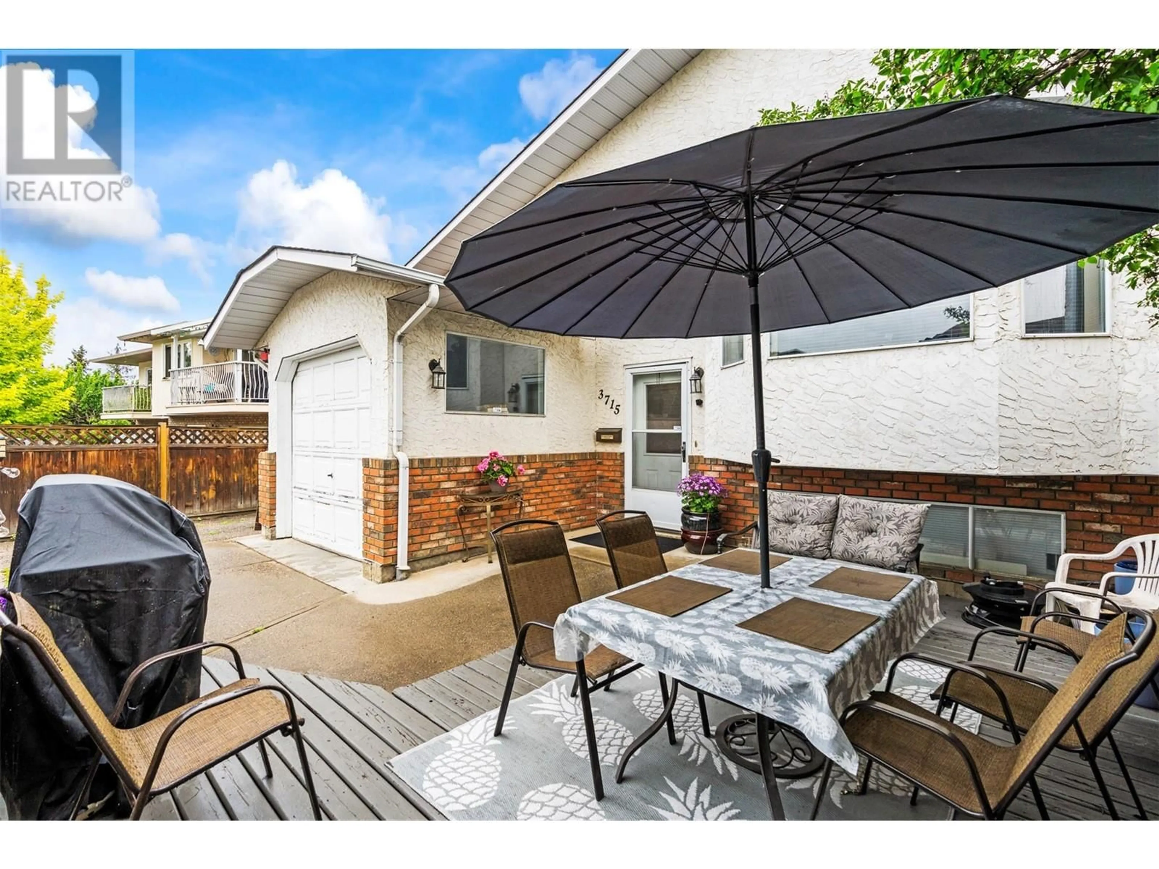 Patio, street for 3715 COMMONAGE CRESCENT, Vernon British Columbia V1T8M4